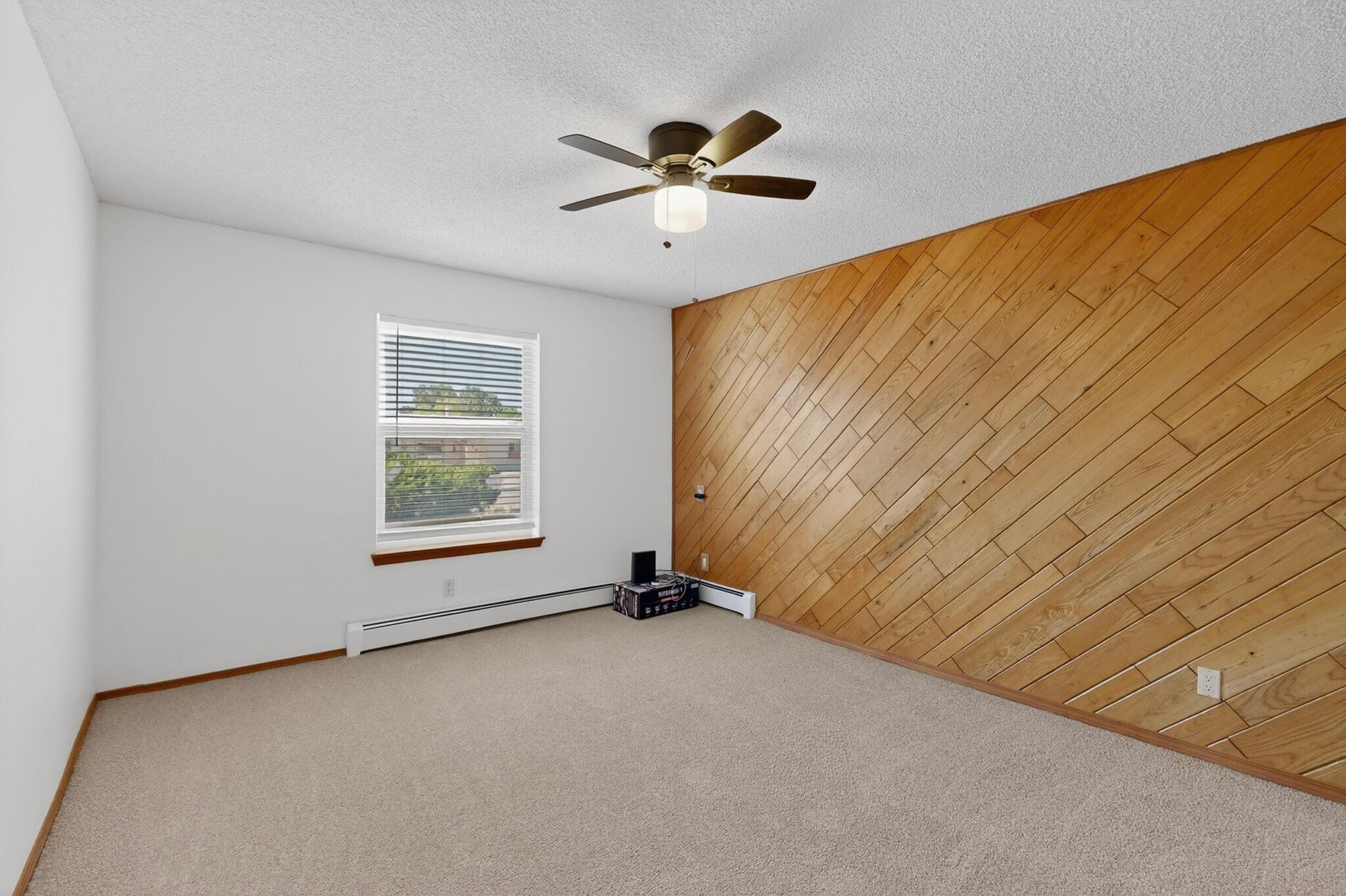 Photo 9 — 3701 Torrey Pines Road SE