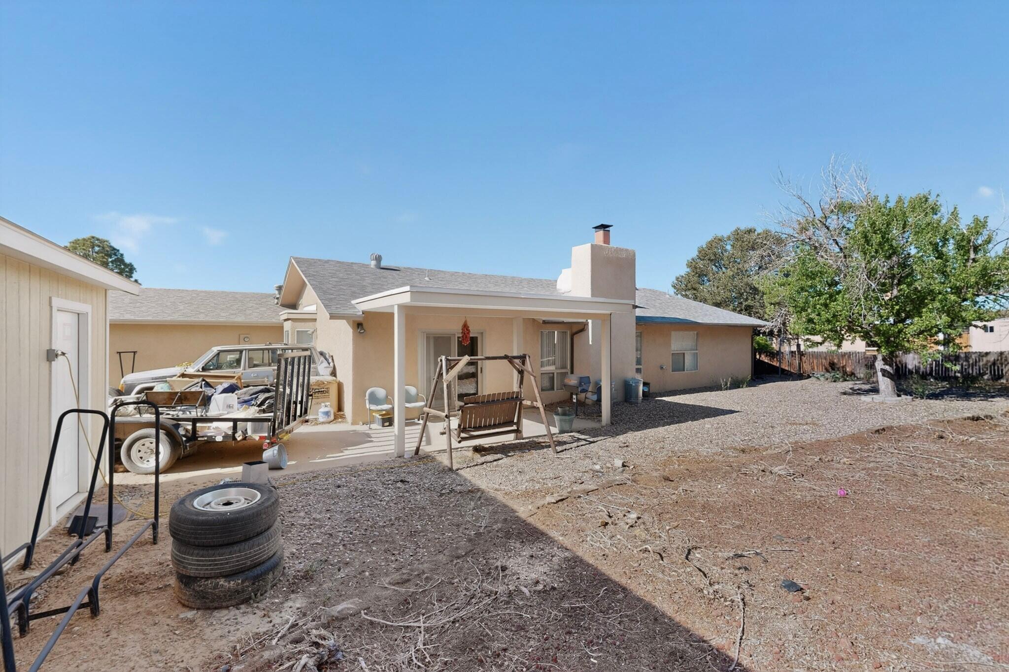 Photo 5 — 3701 Torrey Pines Road SE