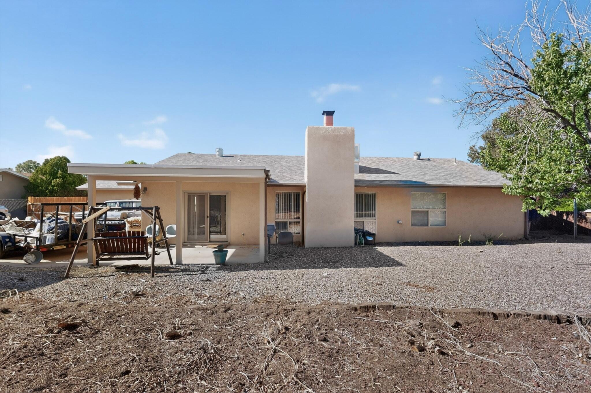 Photo 4 — 3701 Torrey Pines Road SE