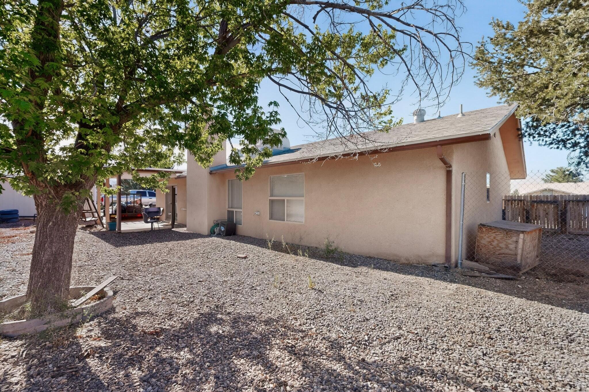 Photo 3 — 3701 Torrey Pines Road SE