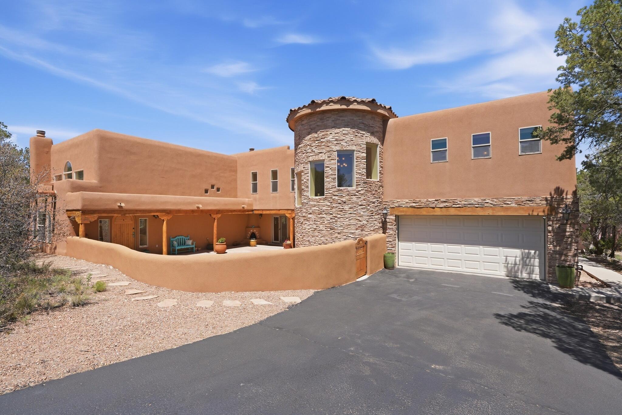 Photo 2 — 26 Canyon Ridge Drive