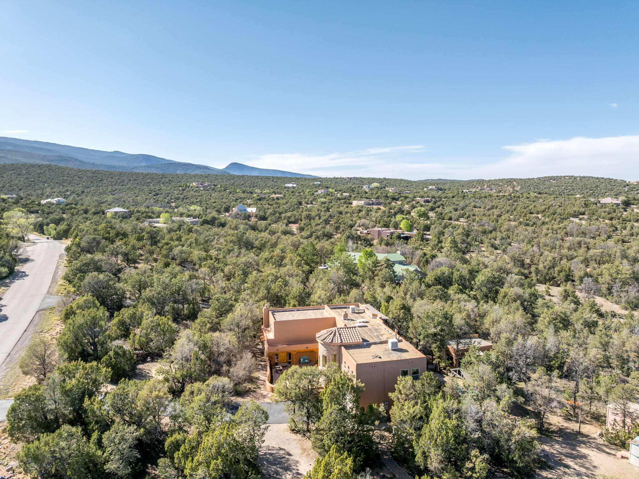 Photo 6 — 26 Canyon Ridge Drive