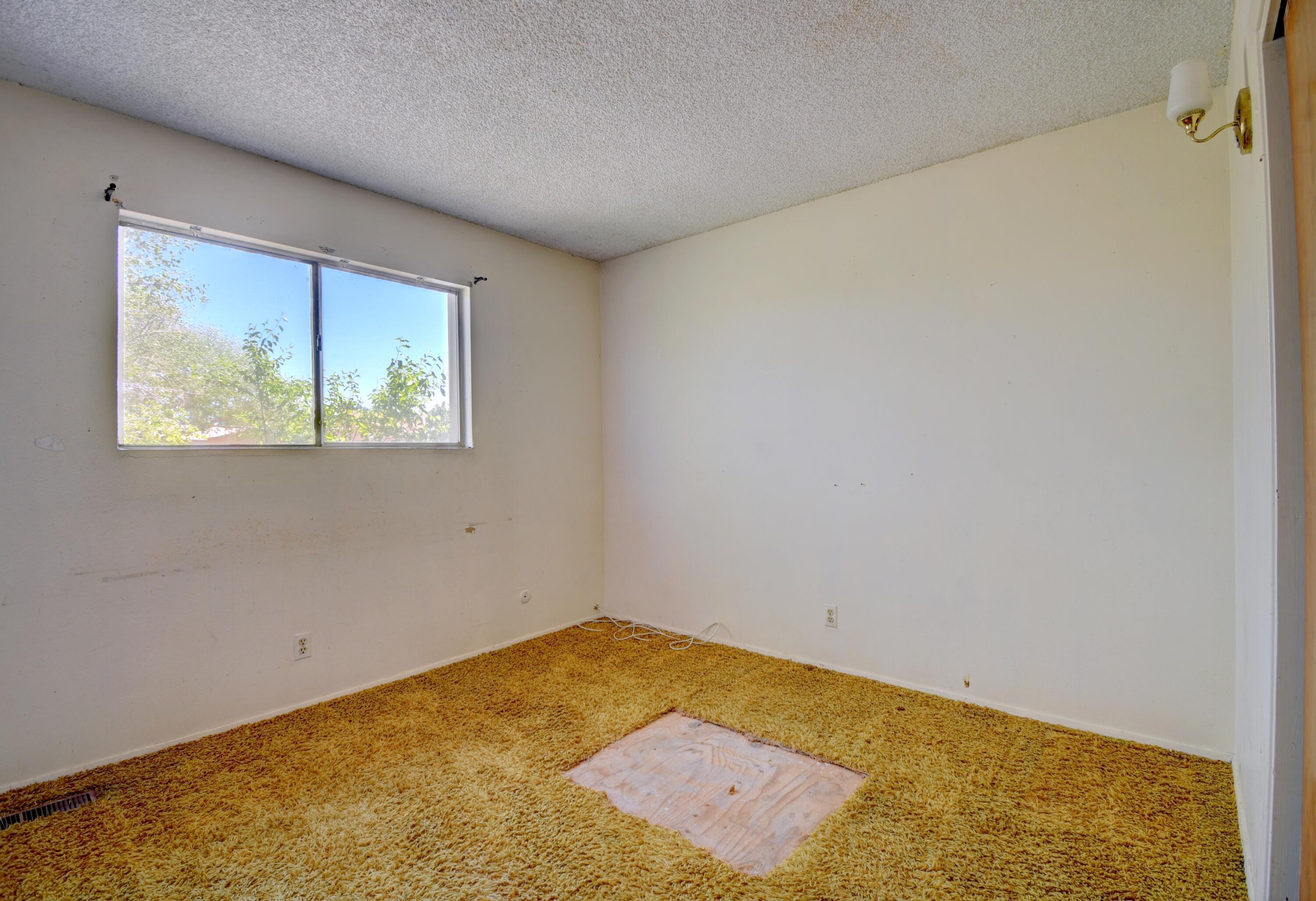 Photo 4 — 300 Horner Street