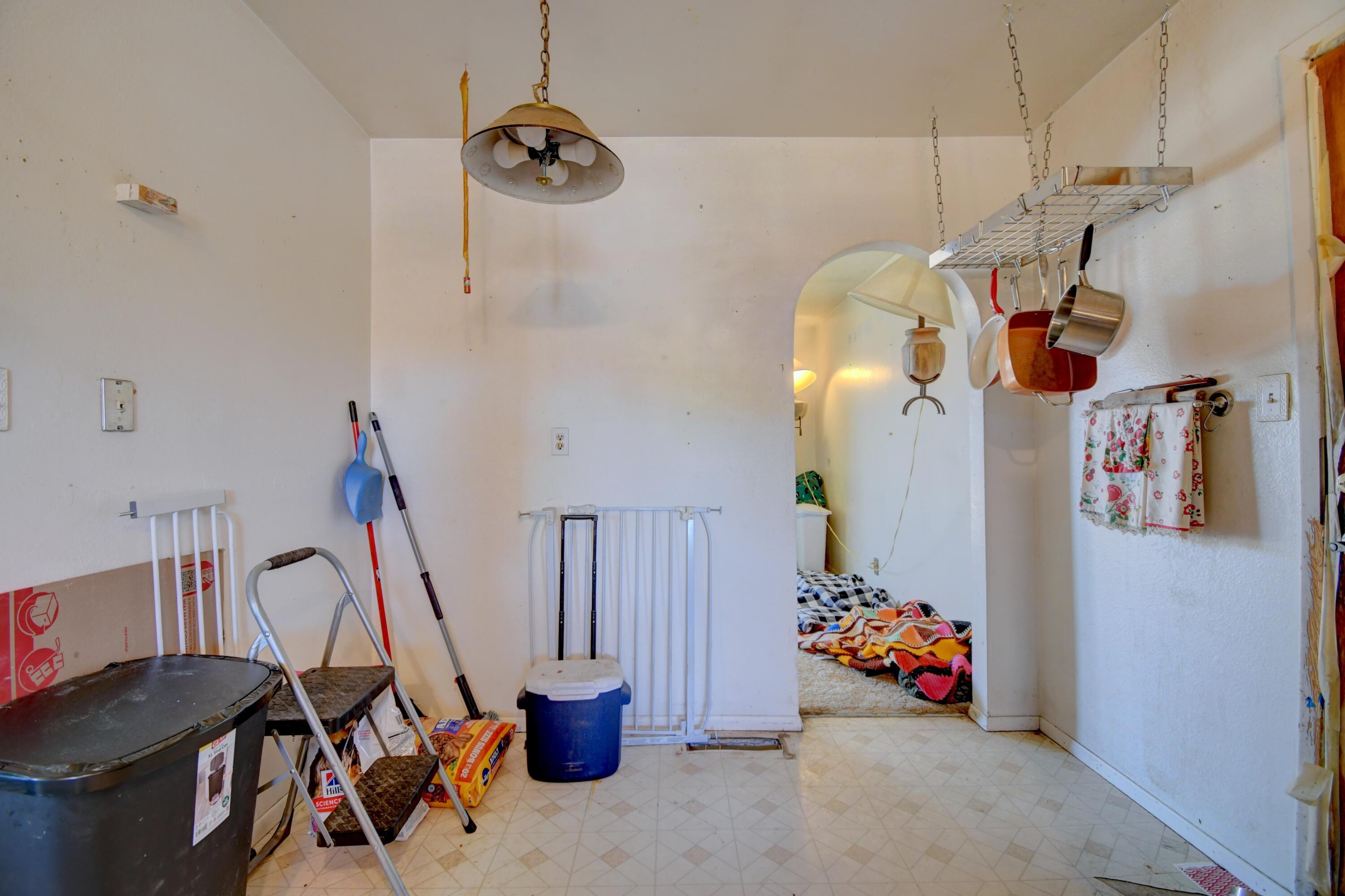 Photo 12 — 300 Horner Street