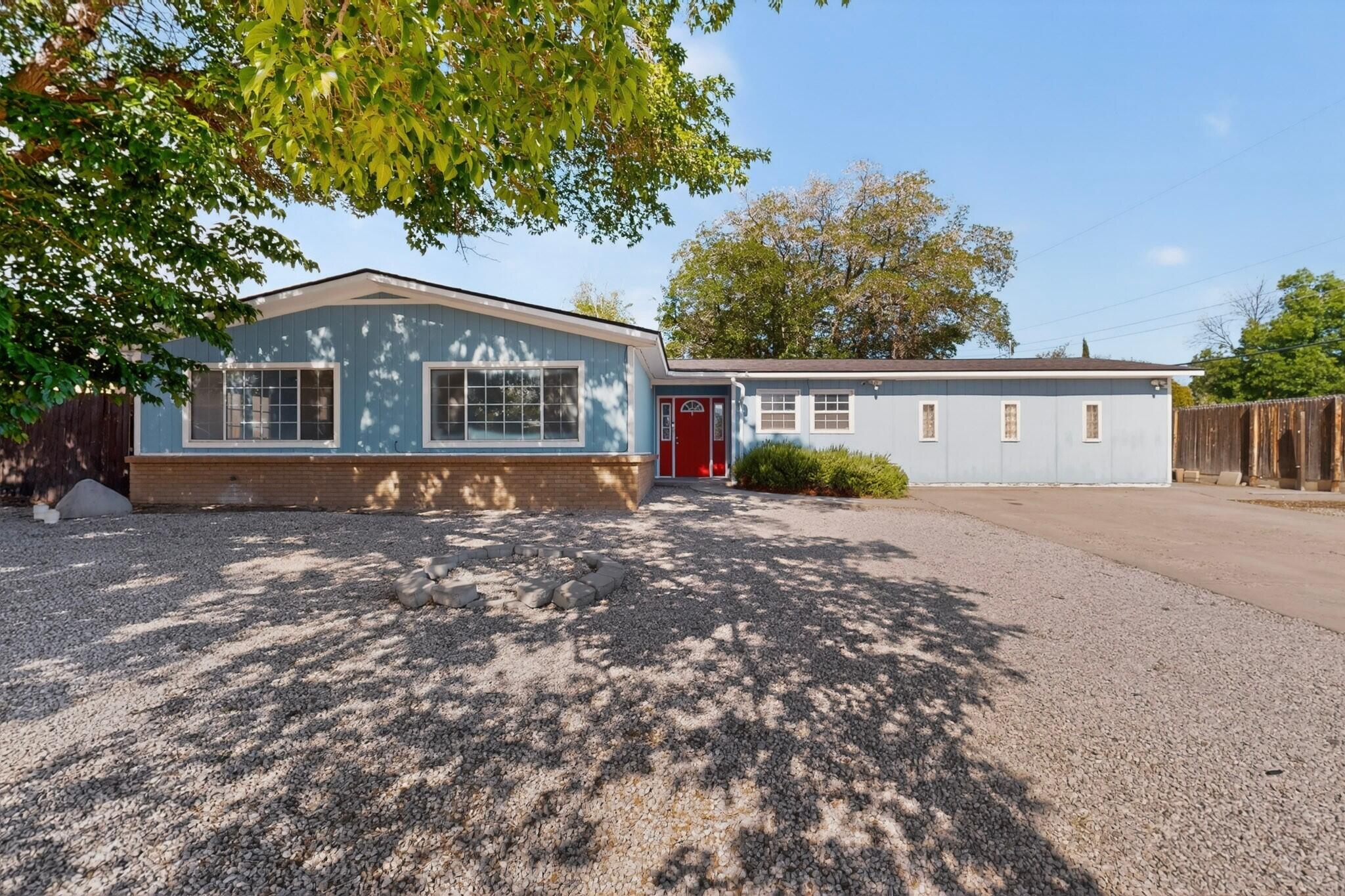 Photo 3 — 5652 Camino Canada NW