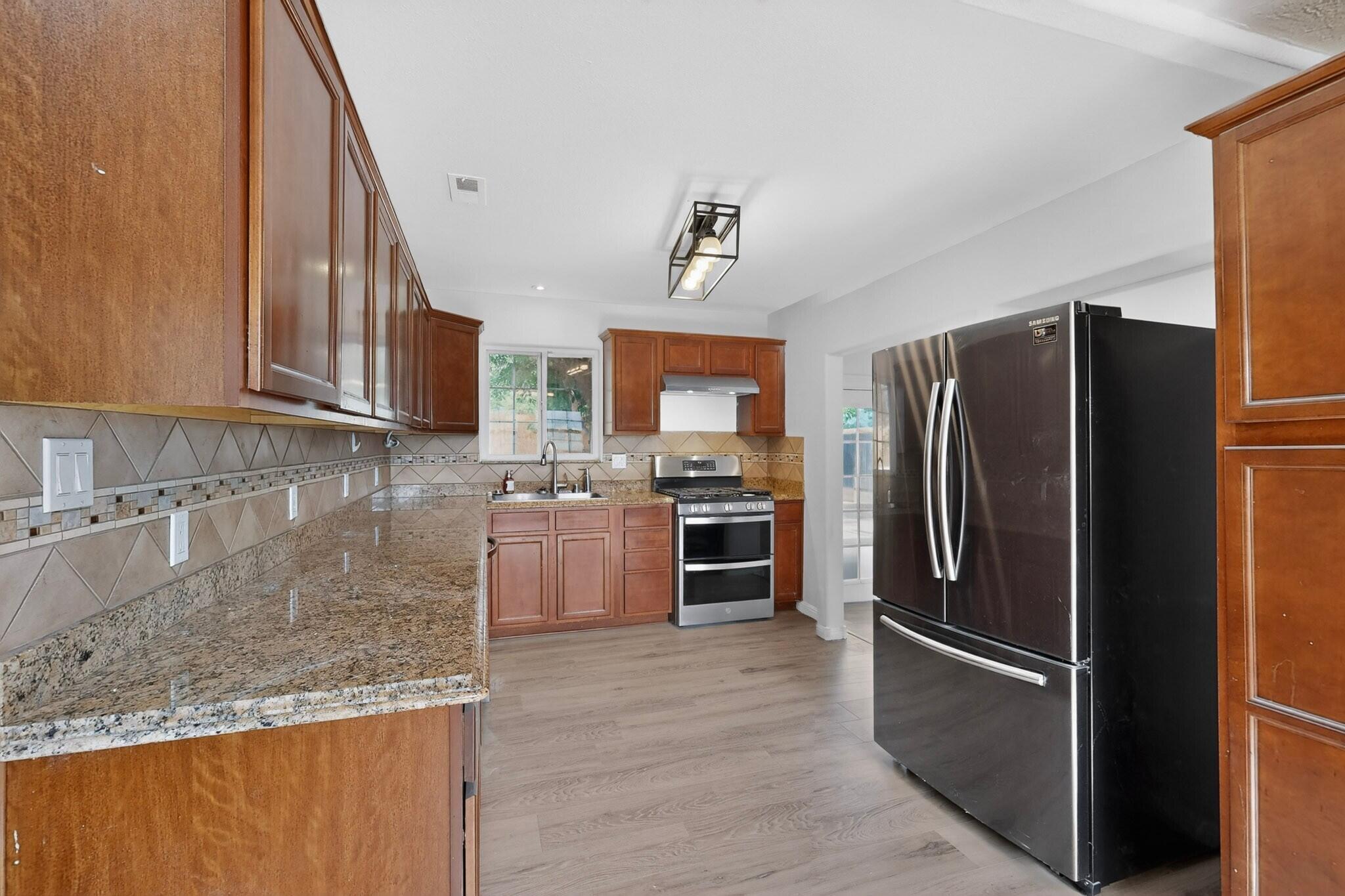 Photo 8 — 5652 Camino Canada NW