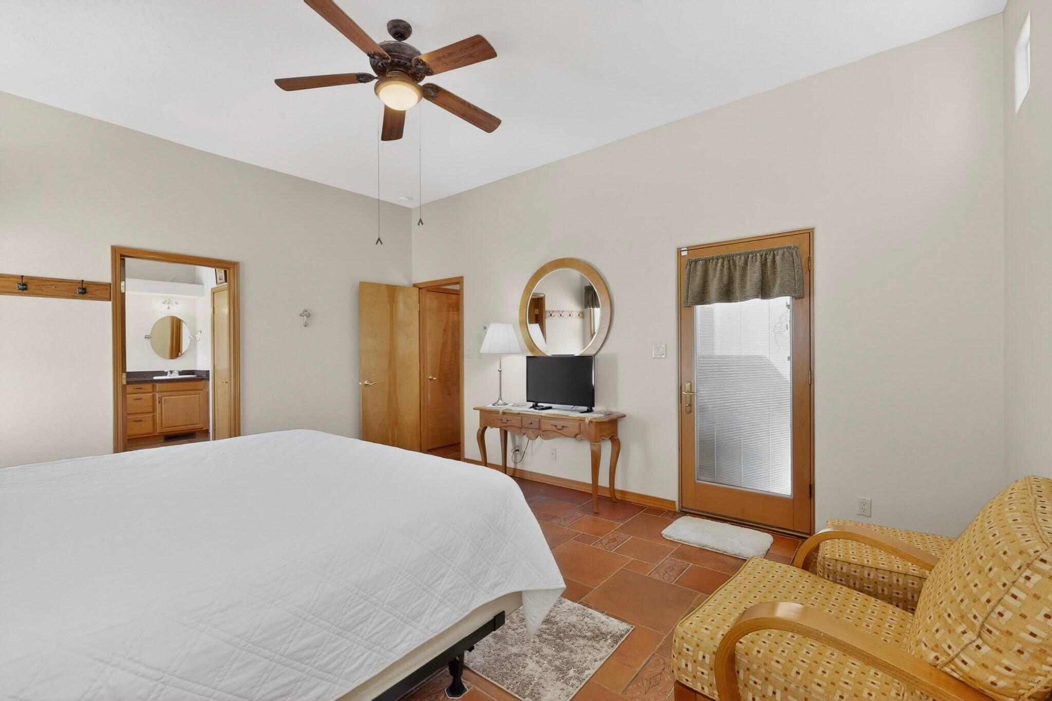 Photo 13 — 6519 Kaas Trail Court NE