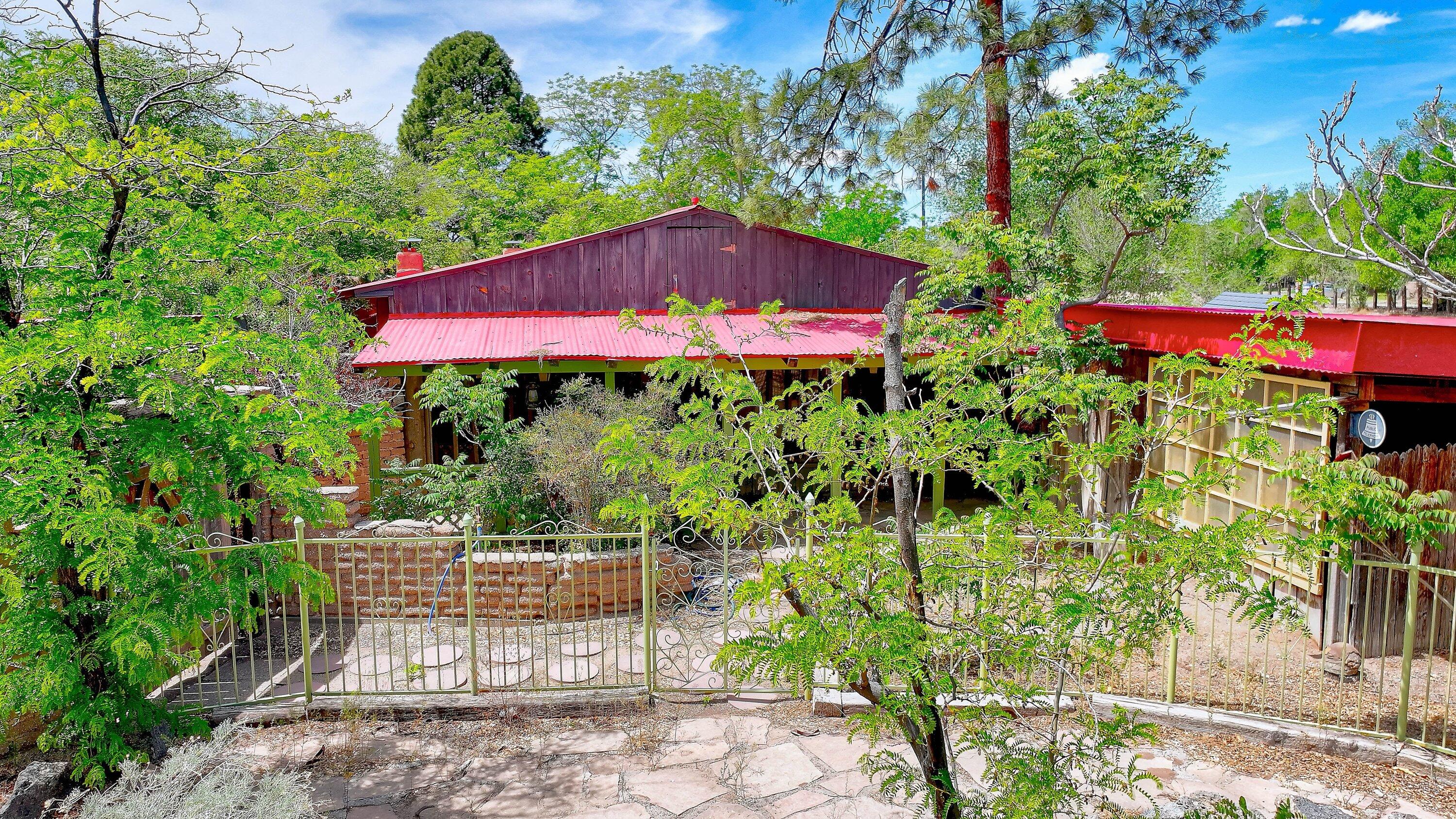 Photo 5 — 509 Chamiso Lane NW