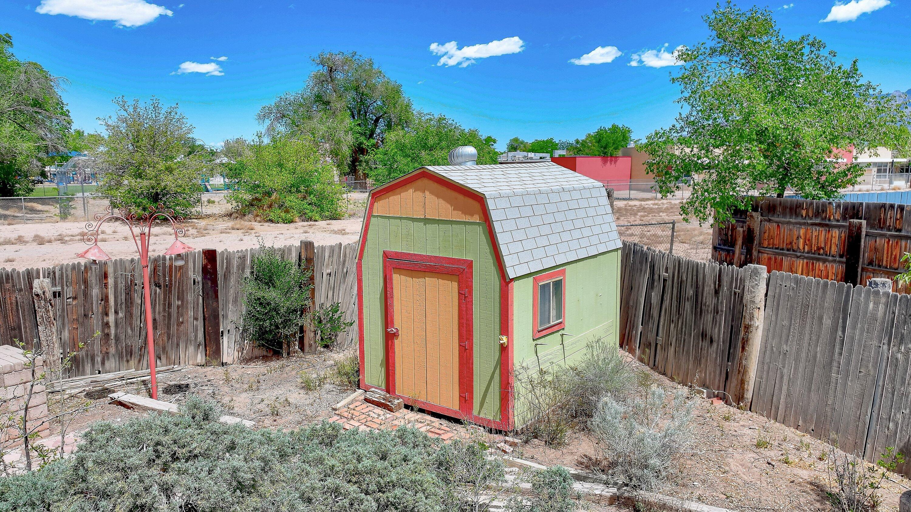 Photo 4 — 509 Chamiso Lane NW