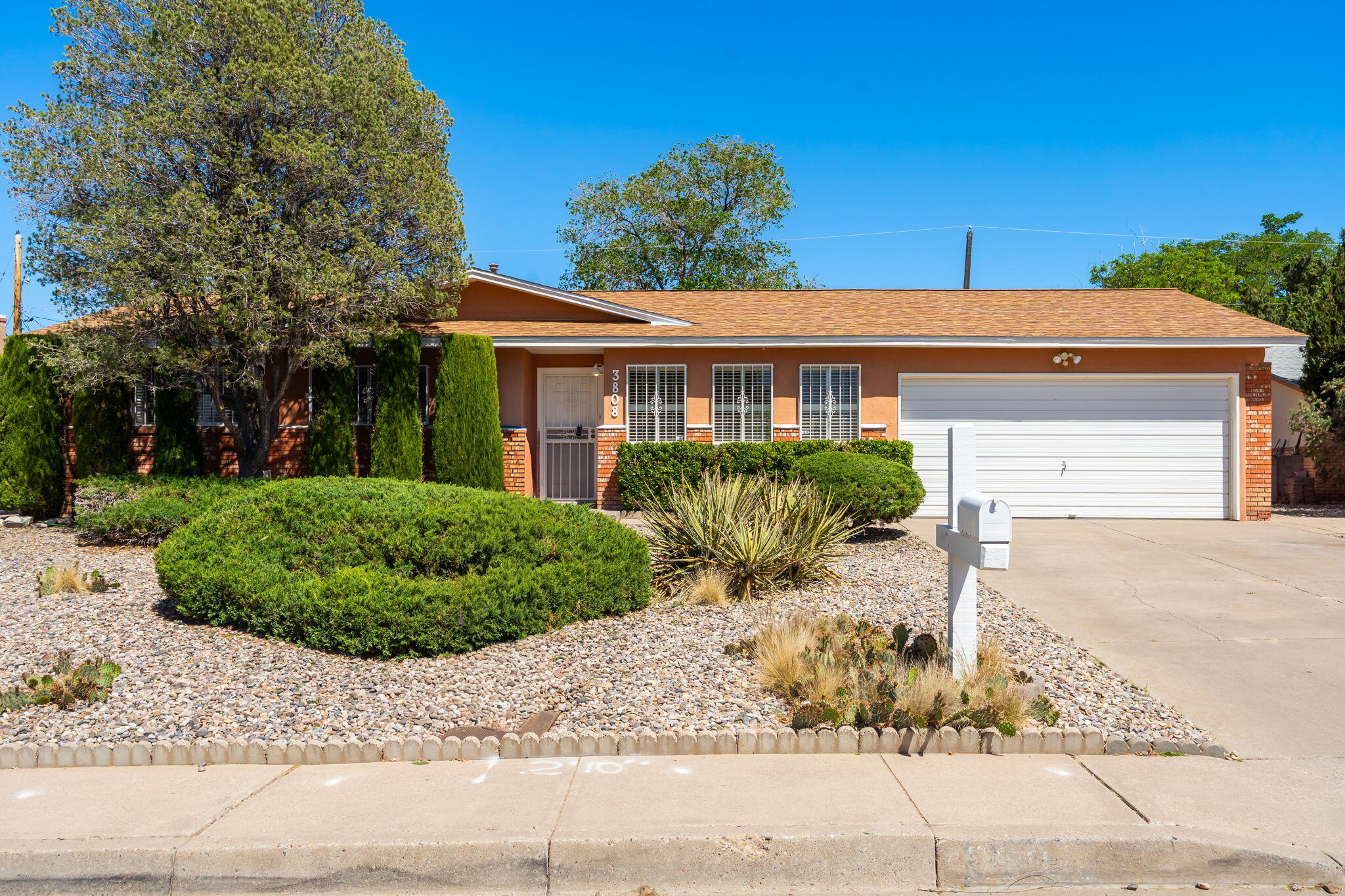 3808 General Bradley Street NE, Albuquerque, NM 87111