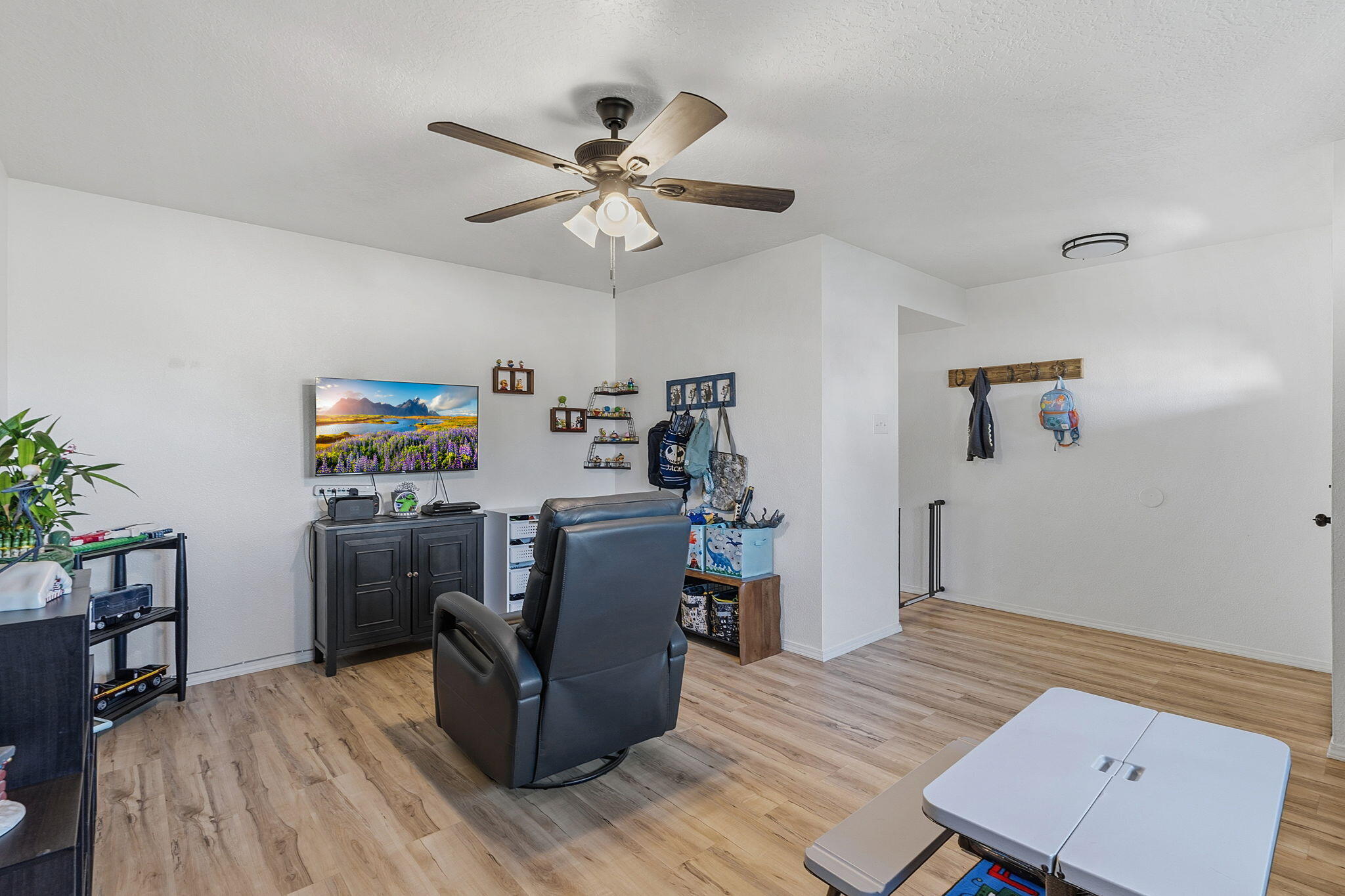 Photo 20 — 11612 Marquette Avenue NE