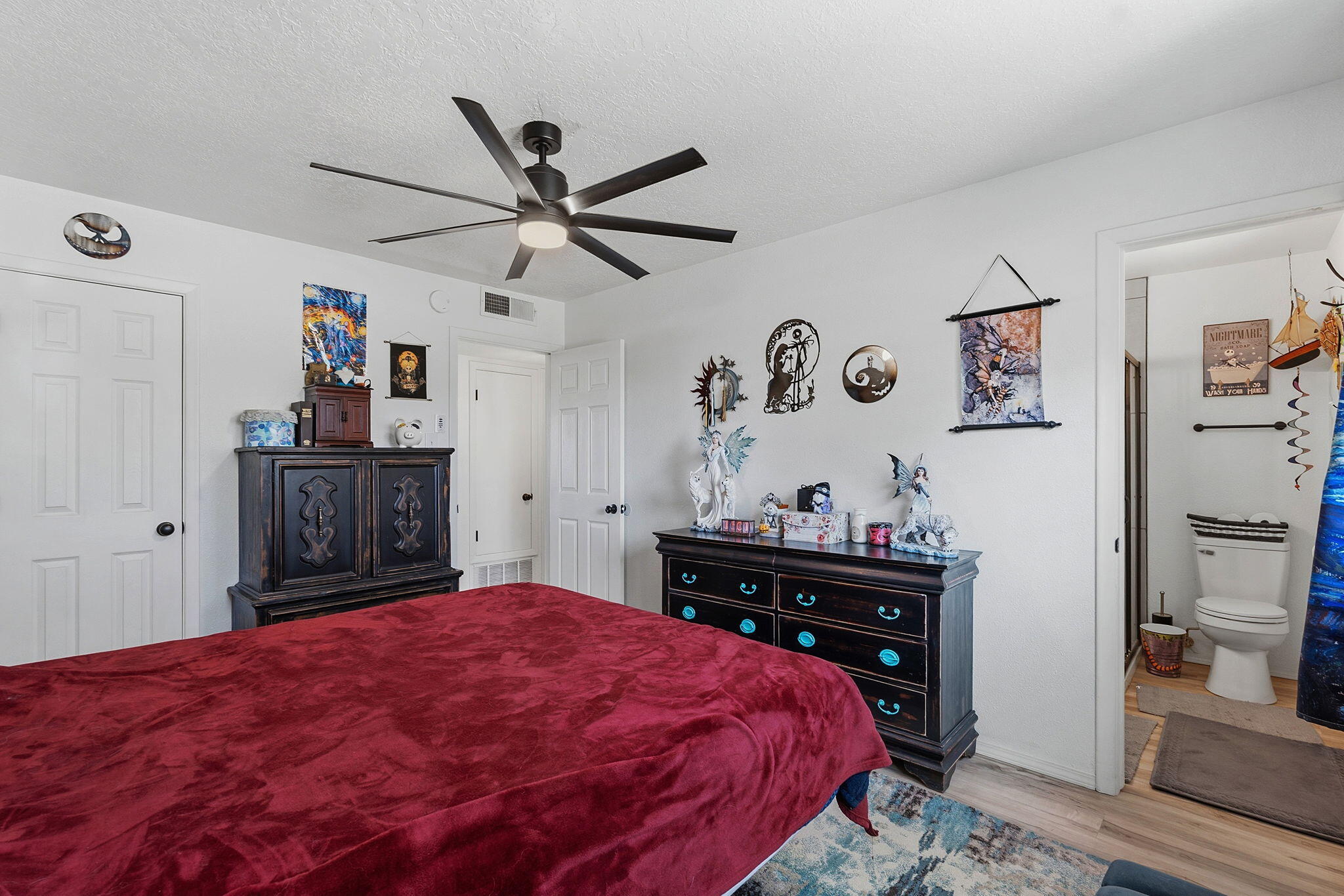 Photo 15 — 11612 Marquette Avenue NE