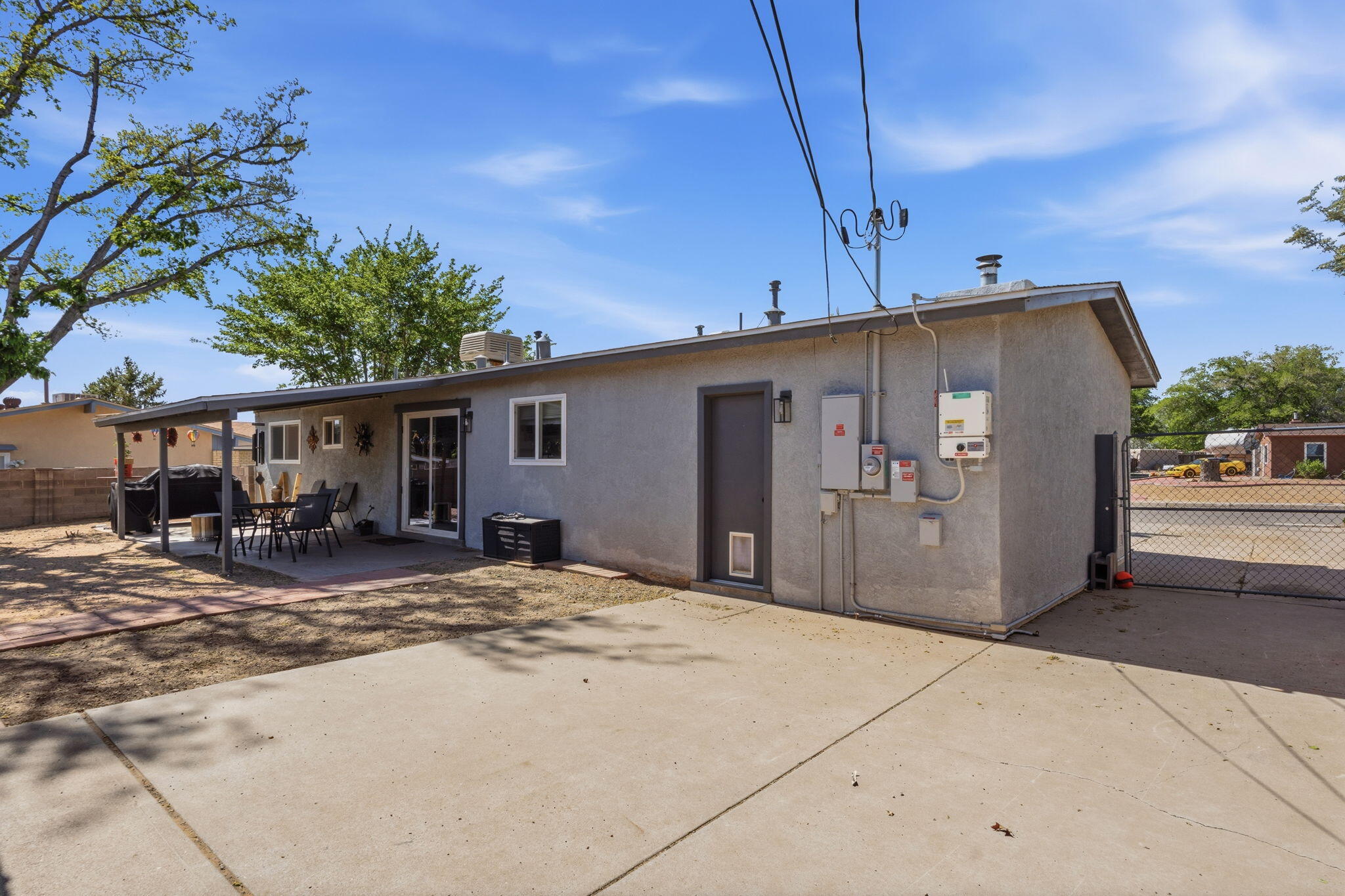 Photo 6 — 11612 Marquette Avenue NE