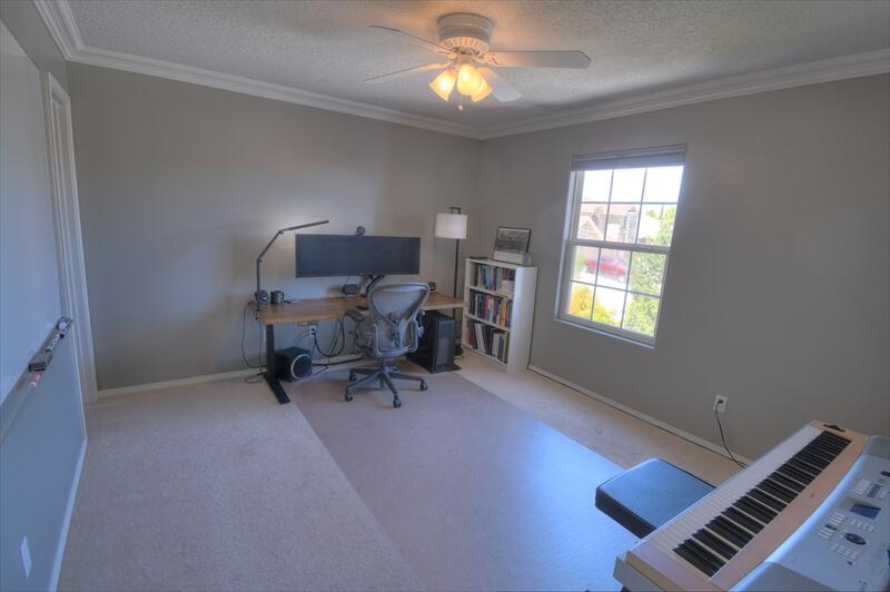 Photo 8 — 4704 Spring Vale Road NW