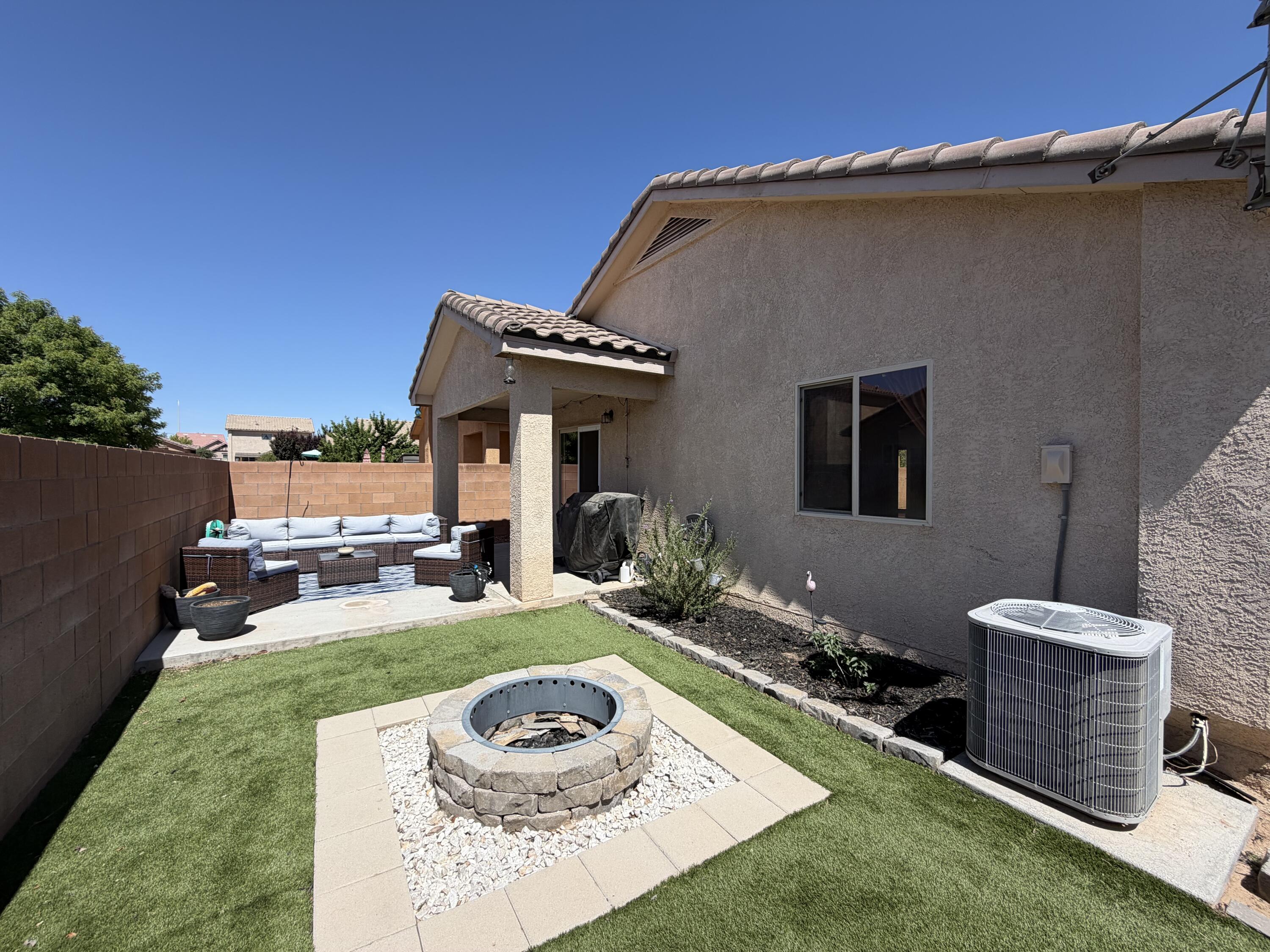 Photo 14 — 1251 La Fonda Street