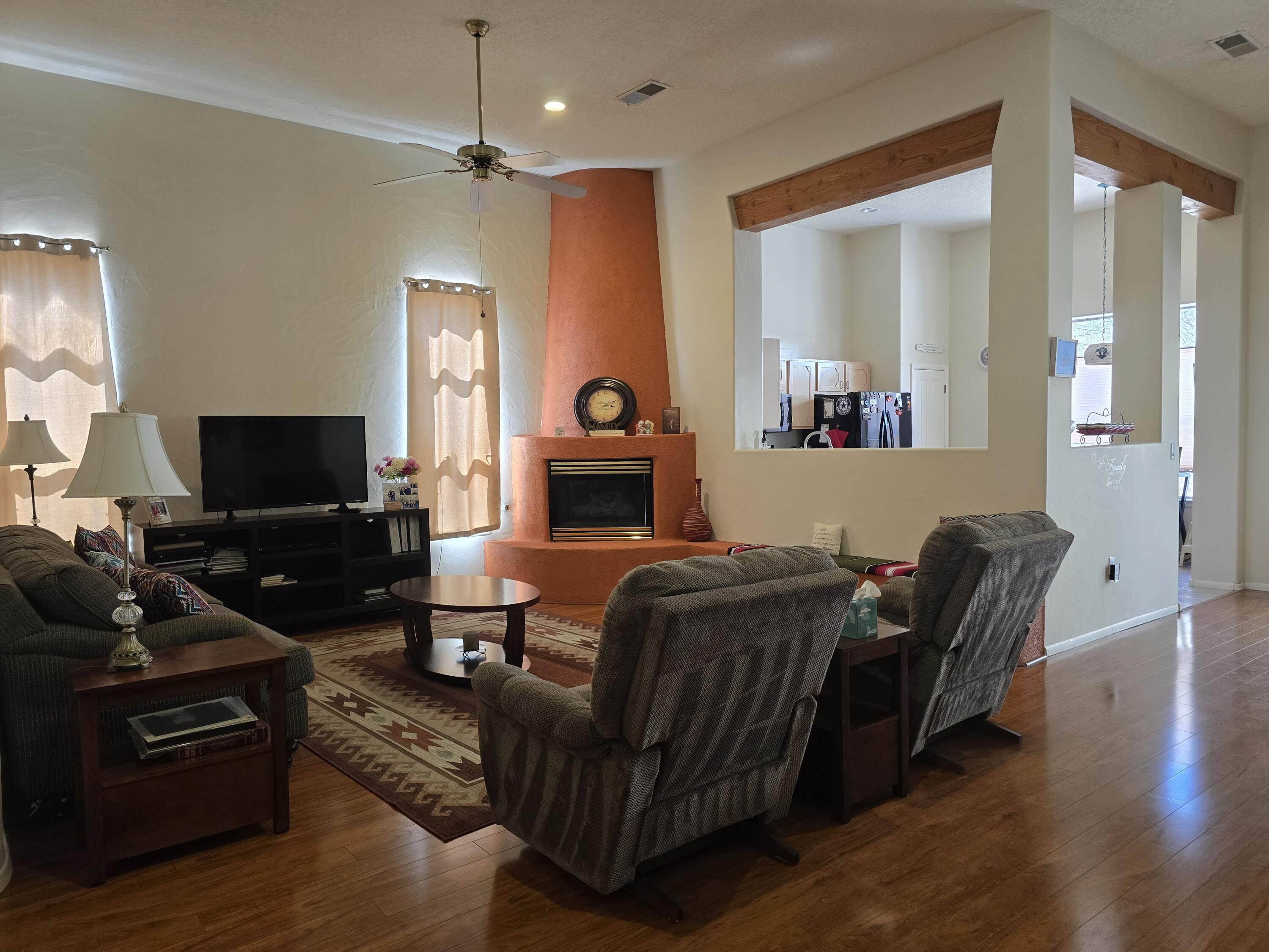 Photo 16 — 4423 Mountvale Avenue NW