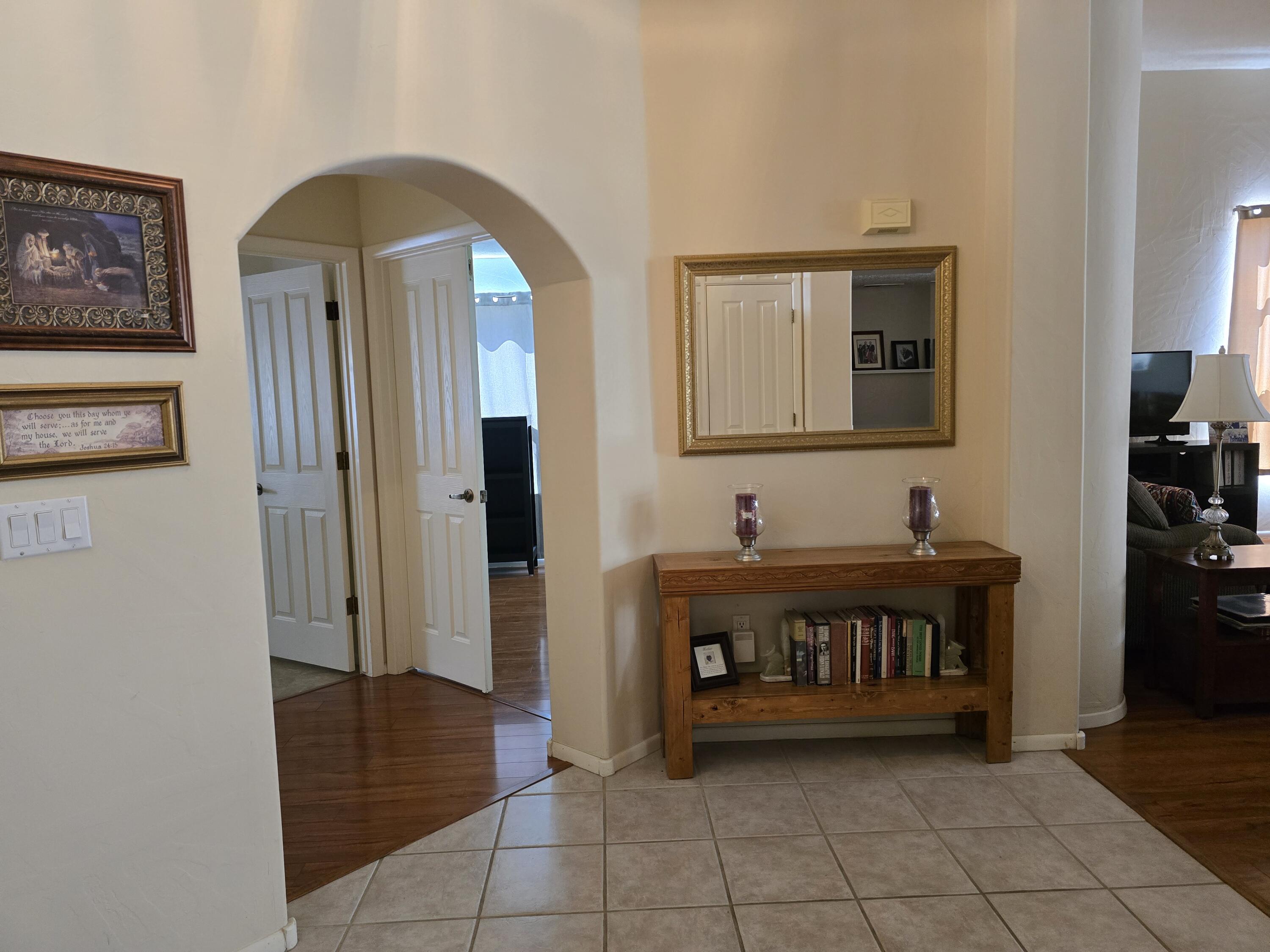 Photo 19 — 4423 Mountvale Avenue NW