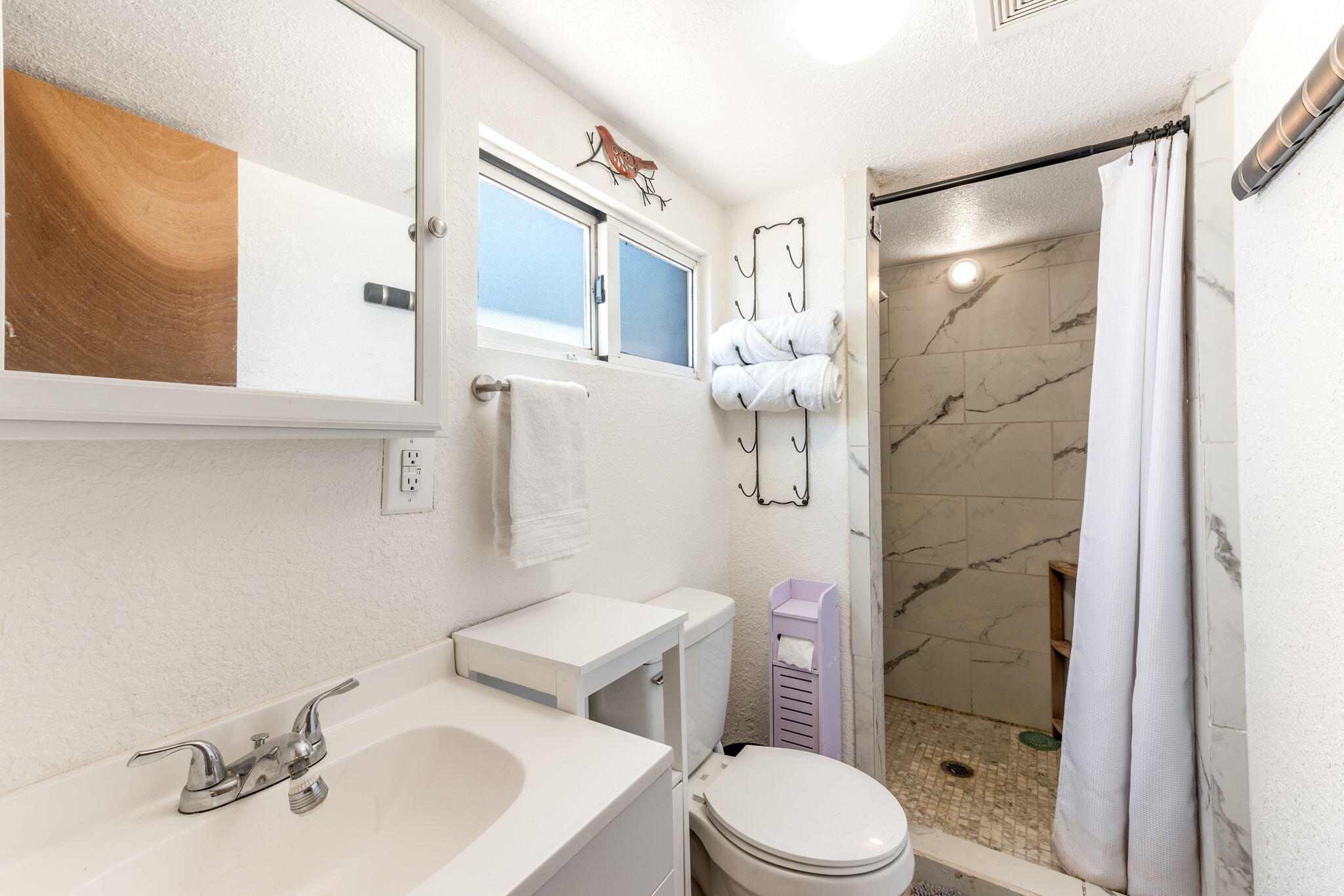 Photo 17 — 1004 Santa Fe Avenue SW