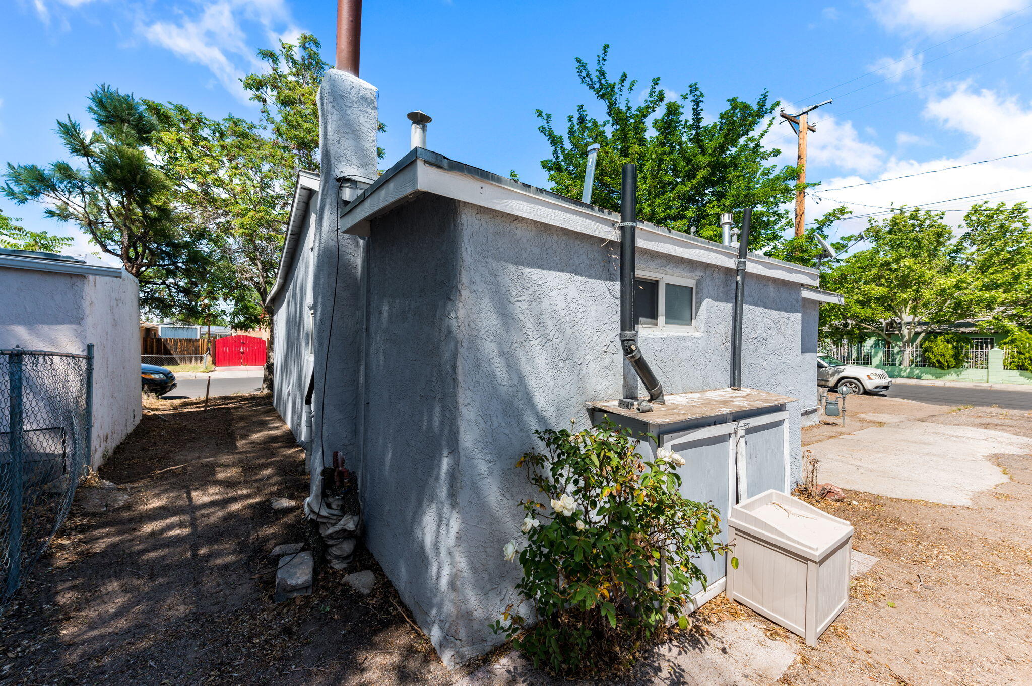 Photo 11 — 1004 Santa Fe Avenue SW