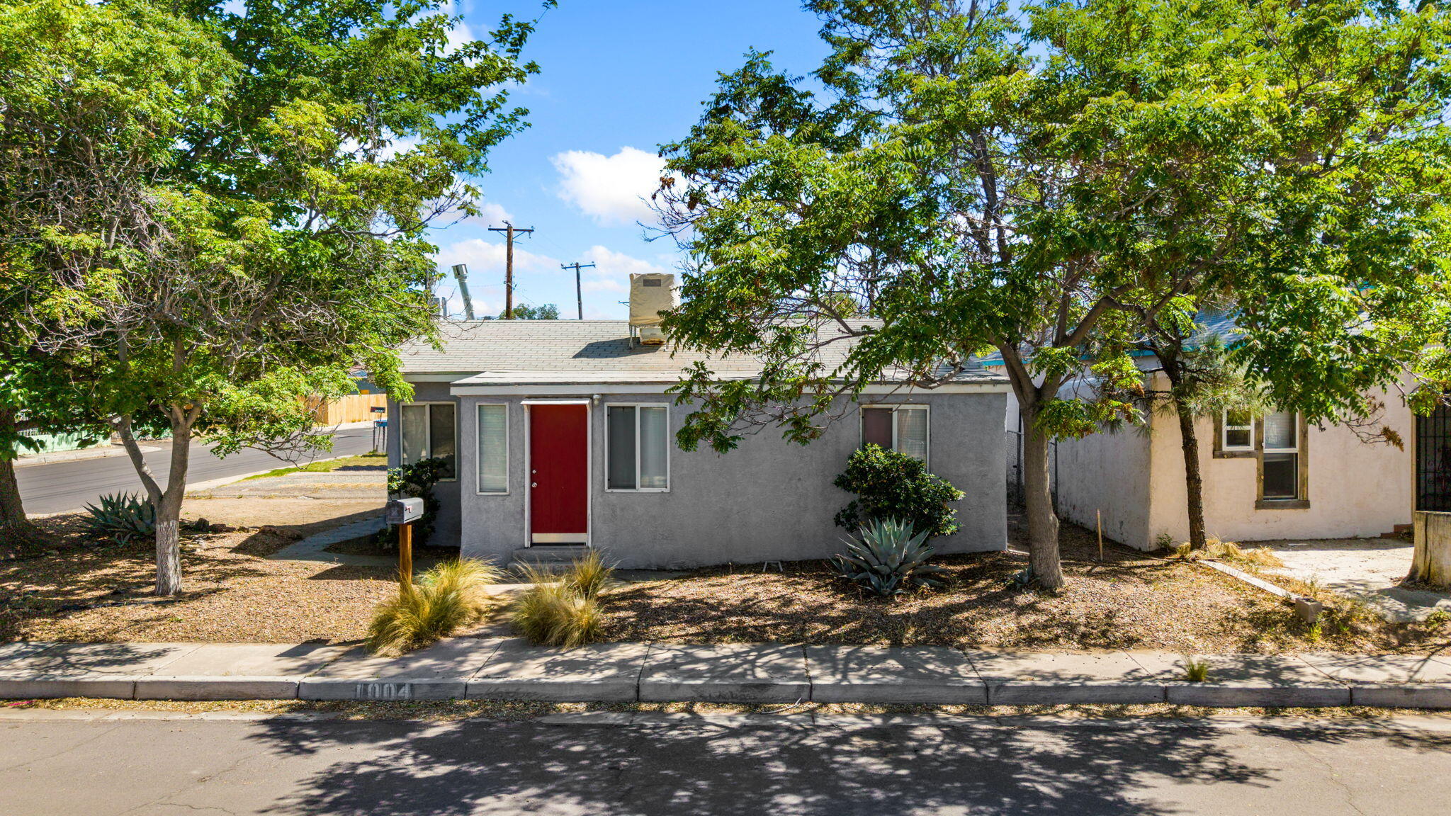Photo 10 — 1004 Santa Fe Avenue SW