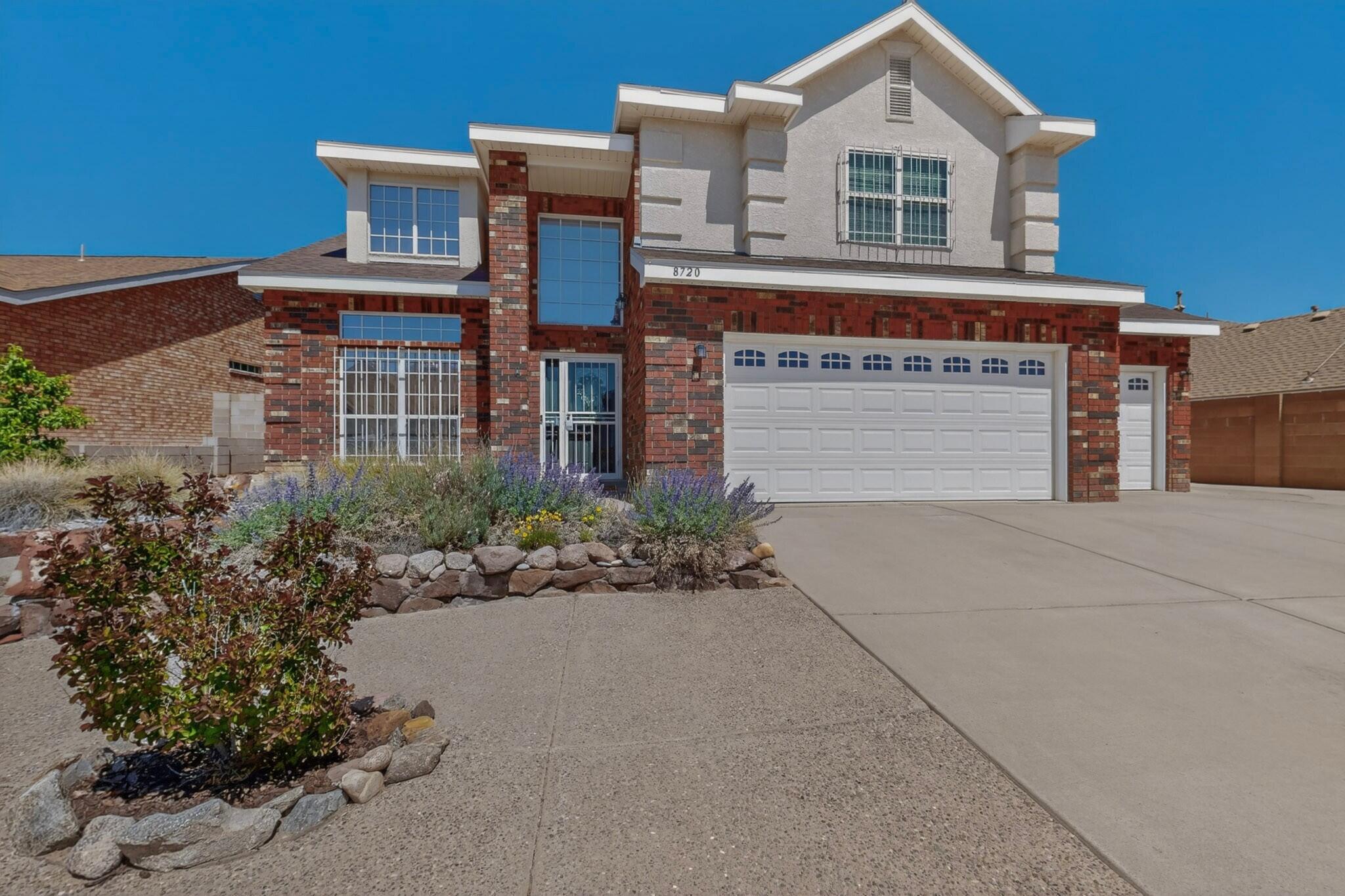 8720 Springhill Drive NW, Albuquerque, NM 87114