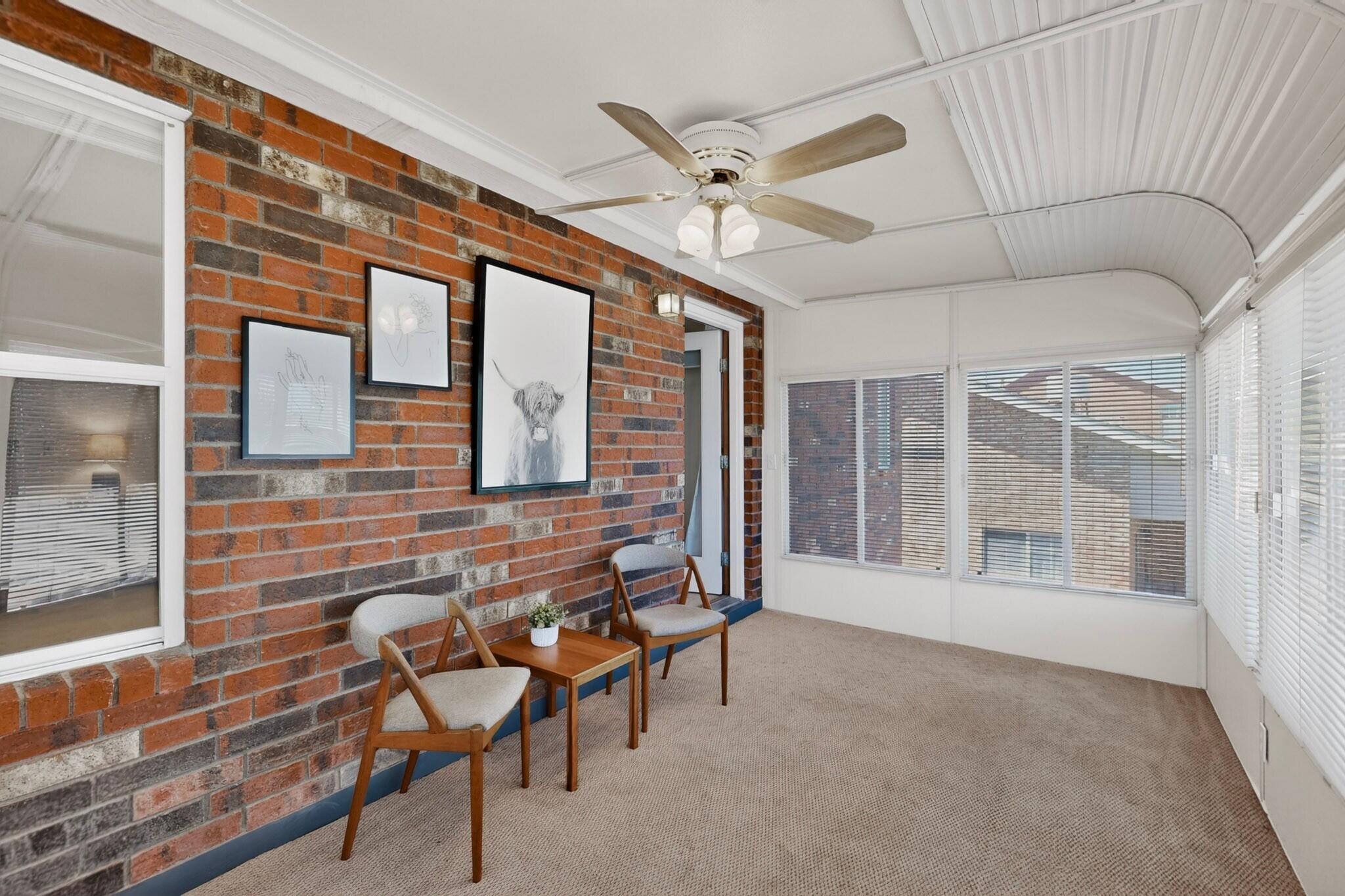 Photo 13 — 8720 Springhill Drive NW