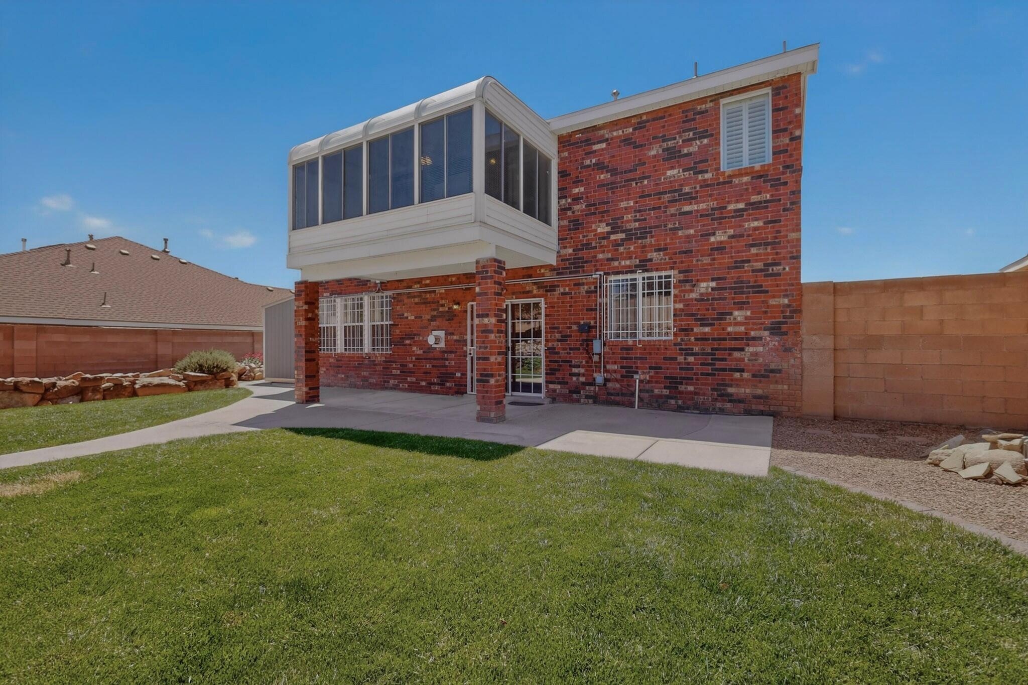 Photo 11 — 8720 Springhill Drive NW