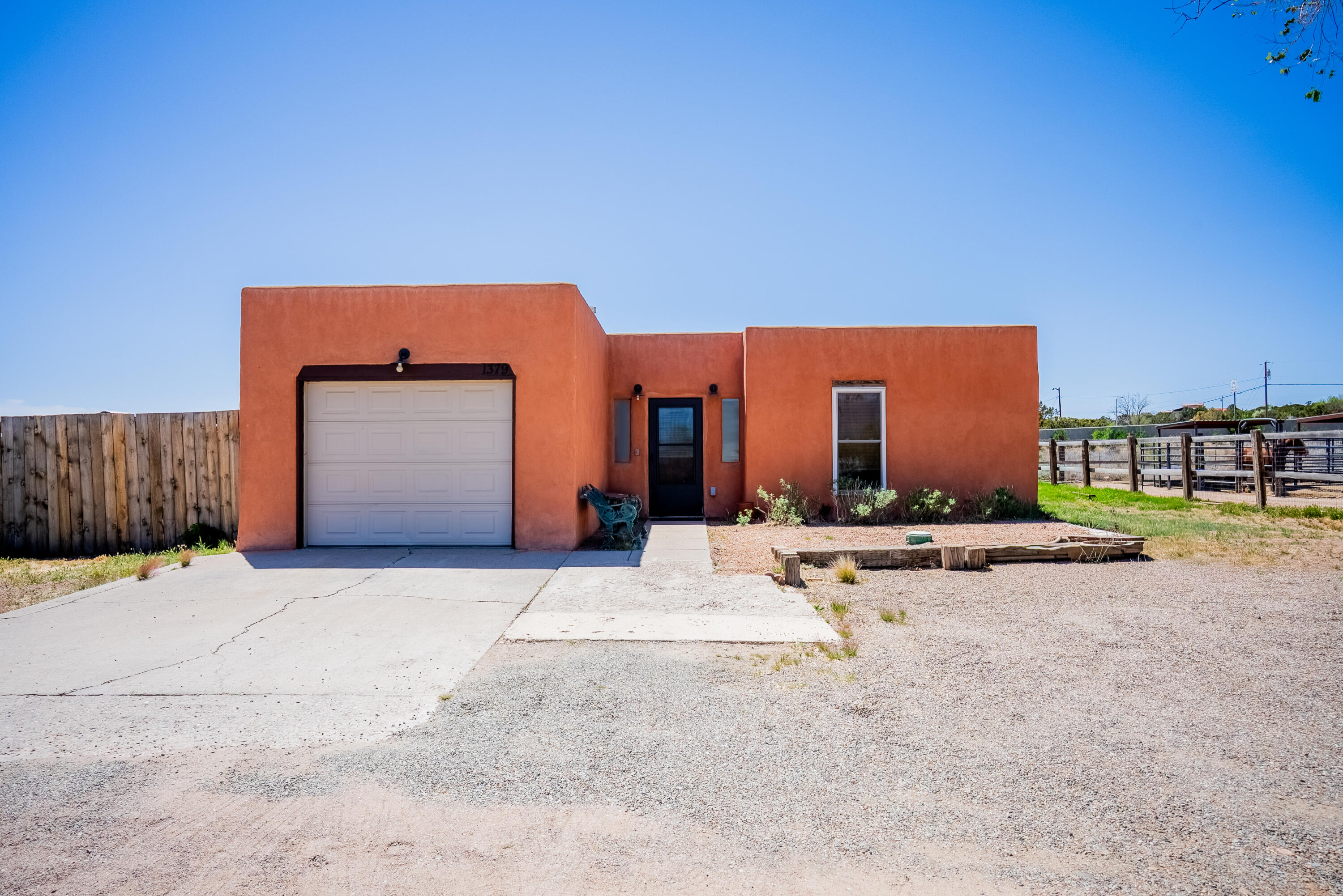 Photo 12 — 1407 Borrego