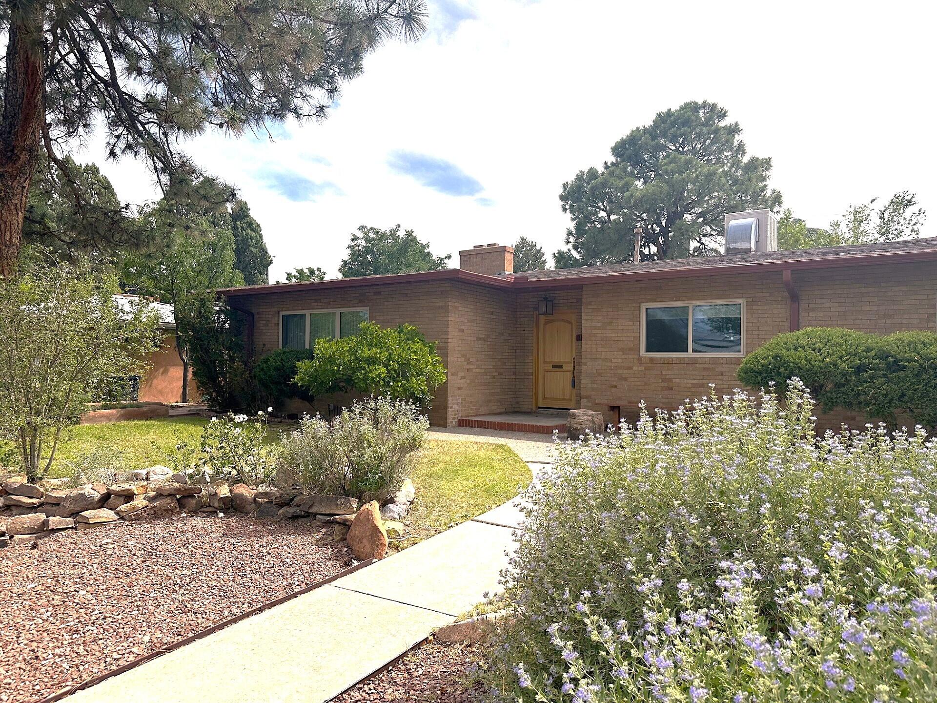 1511 Columbia Drive NE