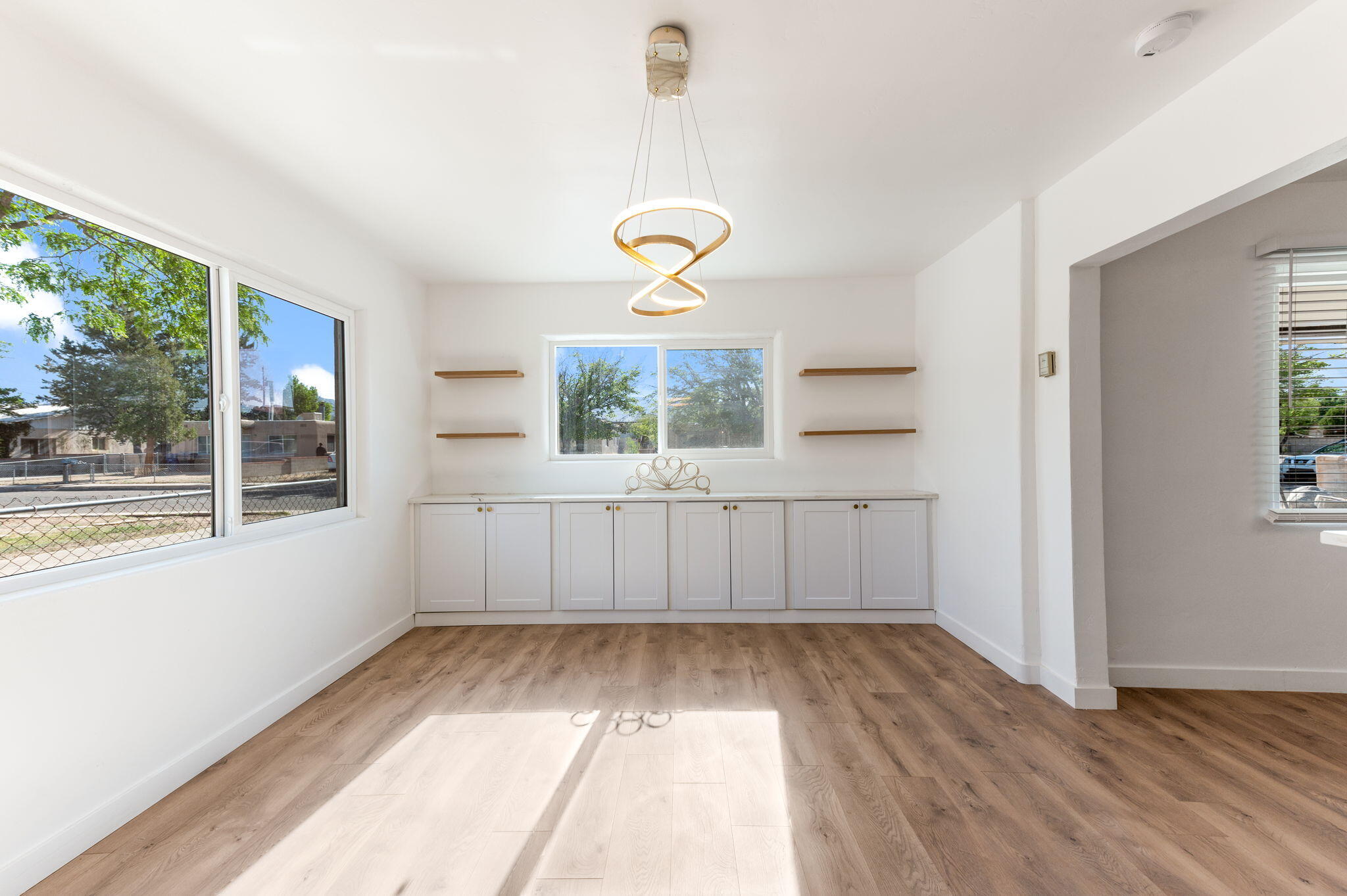 Photo 19 — 2507 Alvarado Drive NE