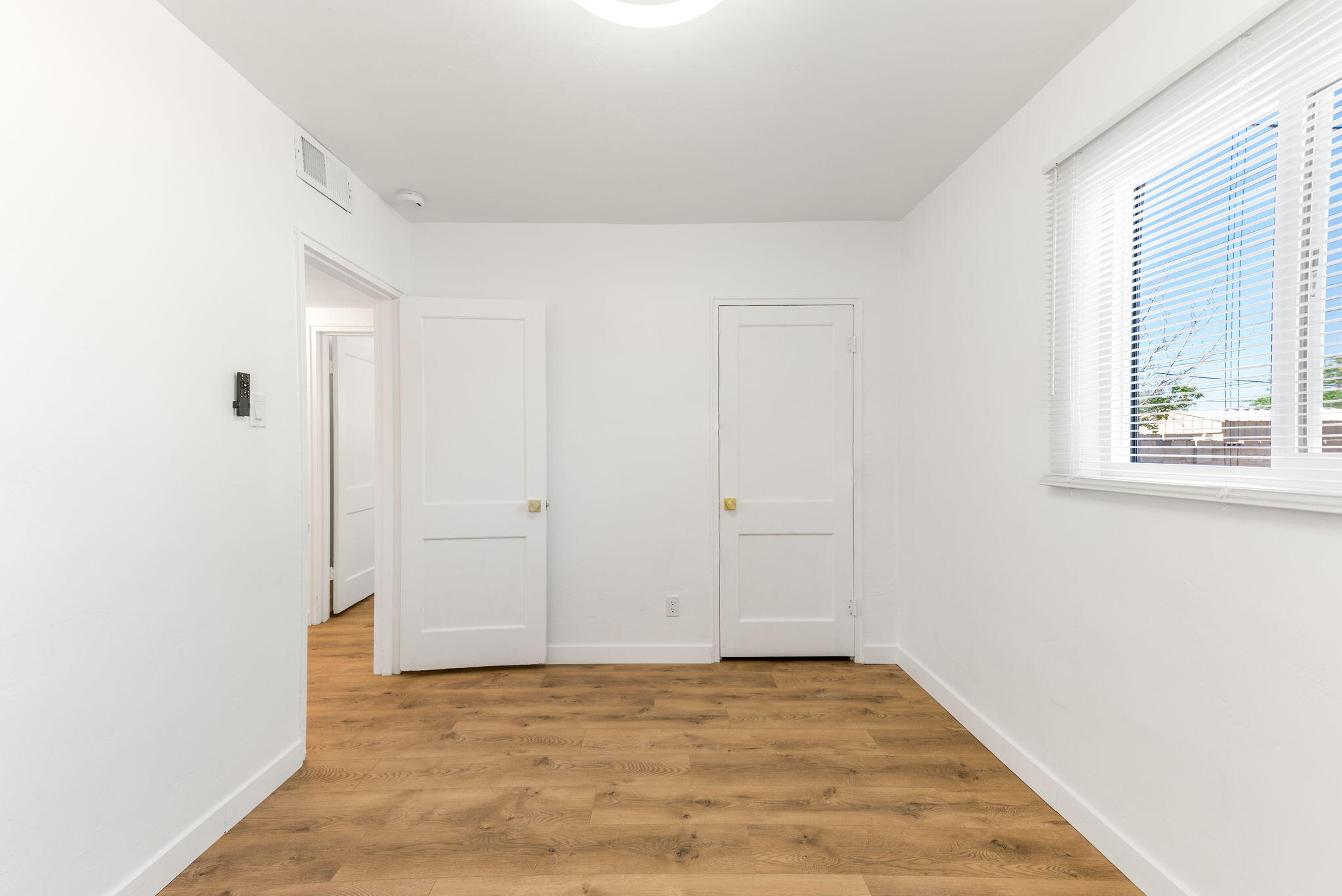 Photo 14 — 2507 Alvarado Drive NE