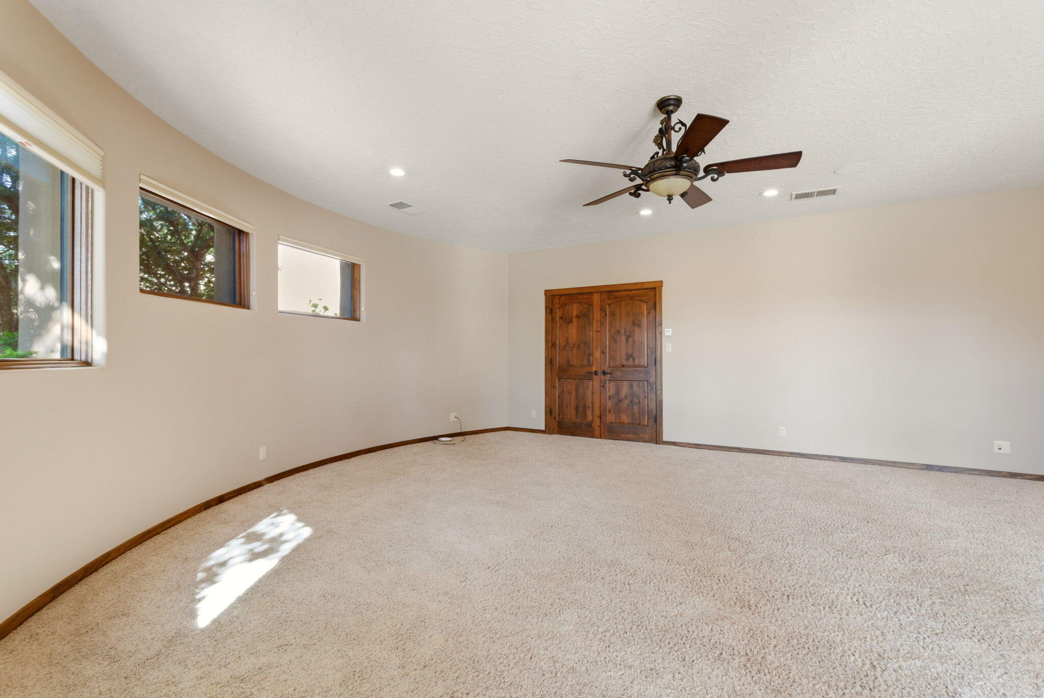 Photo 6 — 13705 Ricegrass Place NE