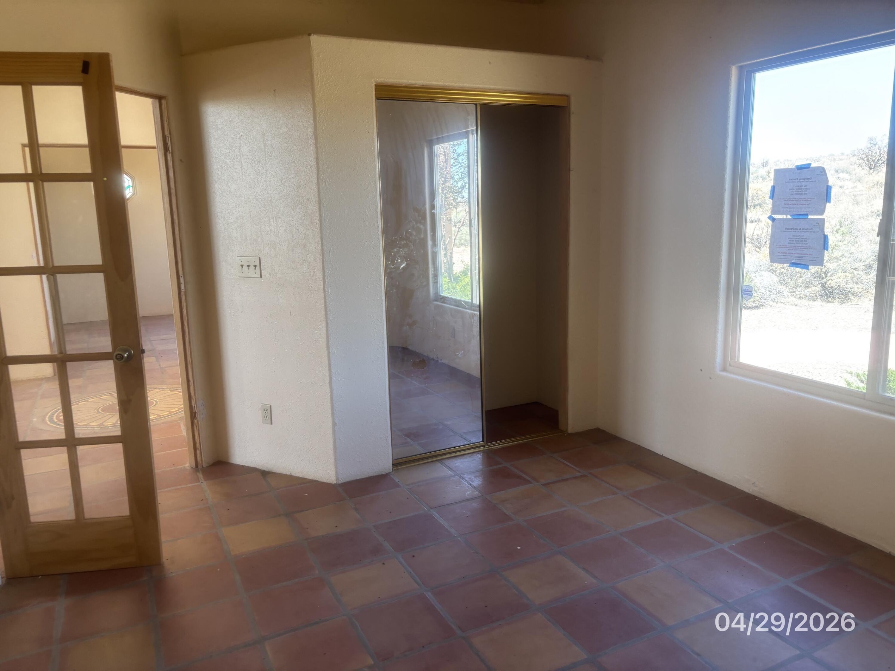 Photo 8 — 2010 Desert Avenue NE