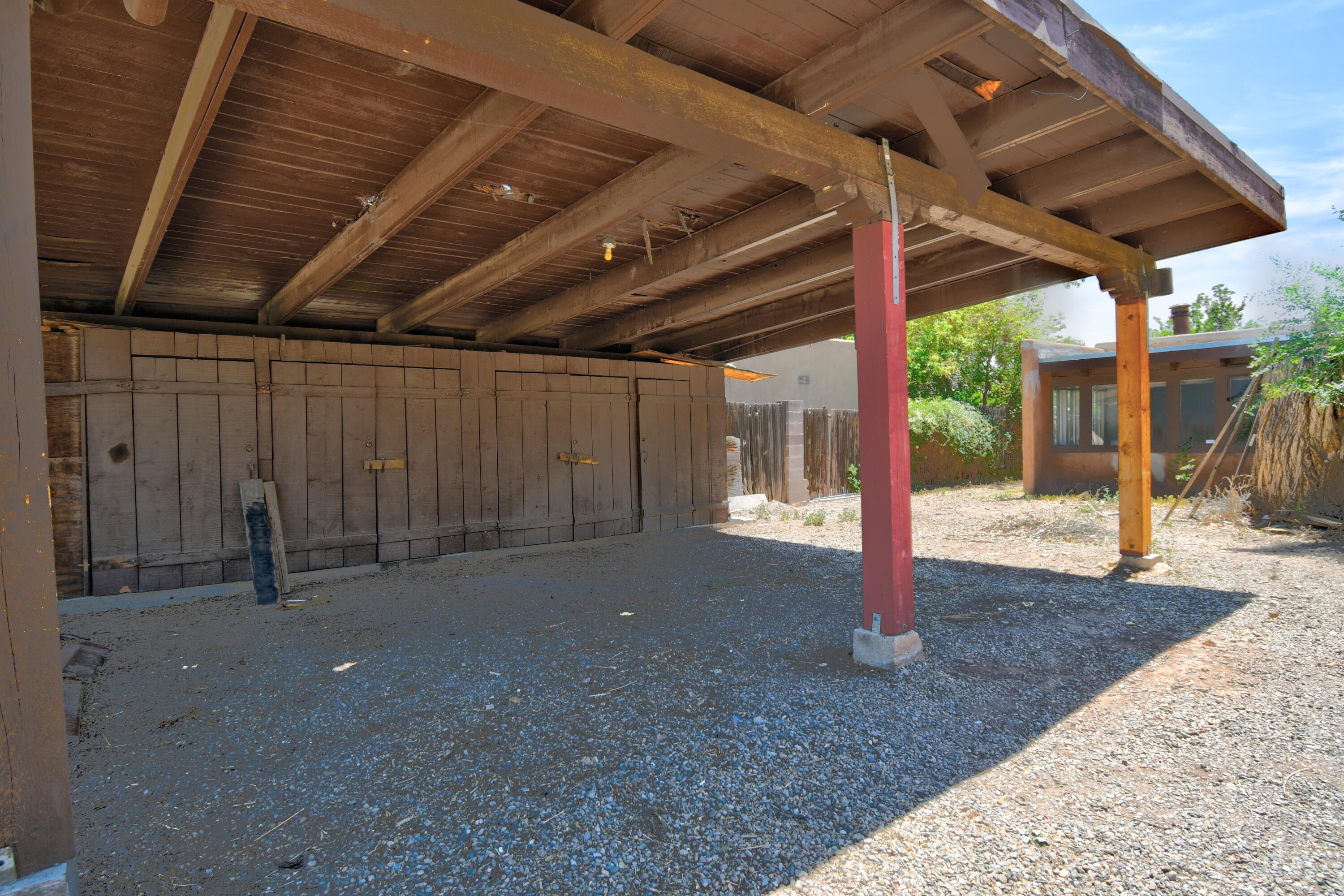 Photo 8 — 2440 Campbell Road NW