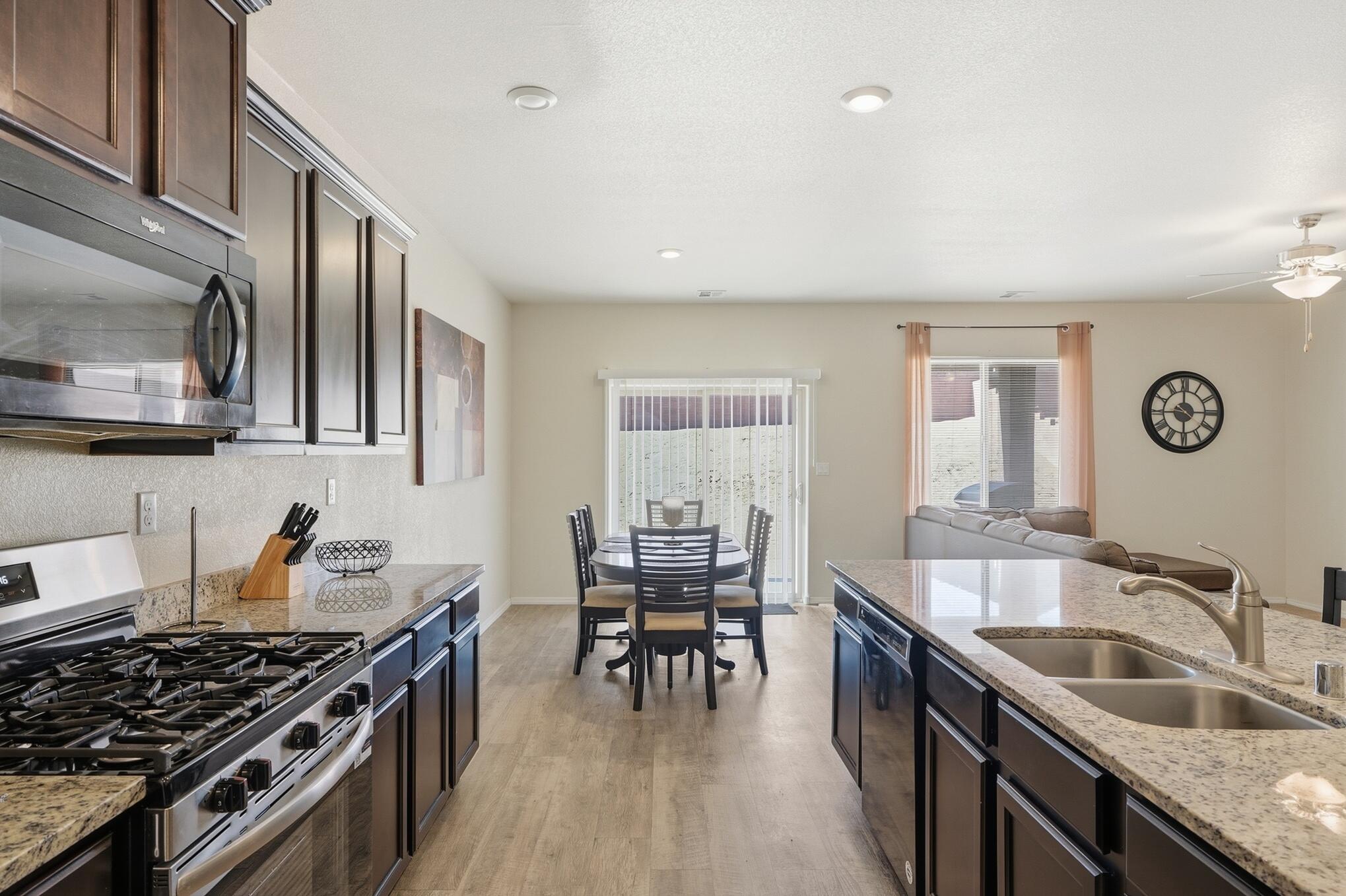 Photo 4 — 3517 N Wild Horse Road NE