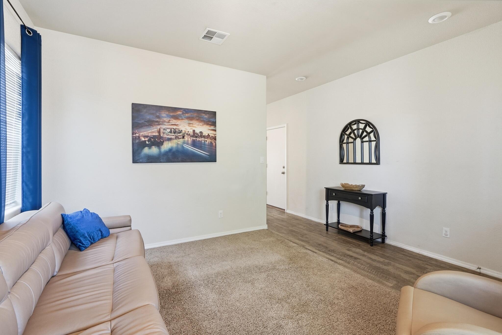 Photo 8 — 3517 N Wild Horse Road NE
