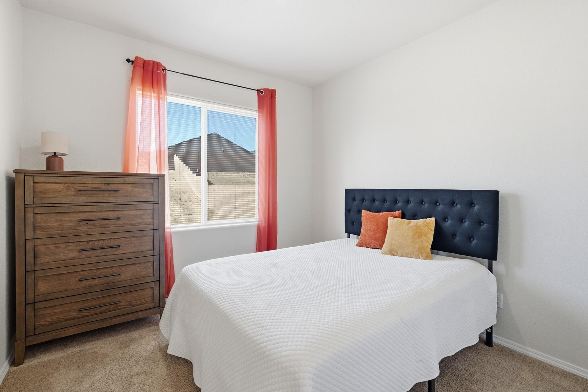 Photo 9 — 3517 N Wild Horse Road NE
