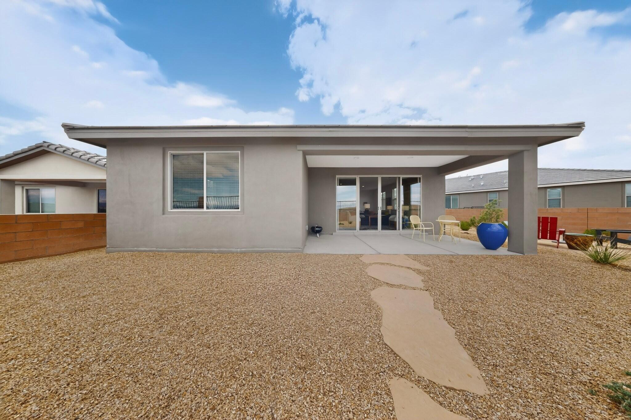 Photo 10 — 1318 Vallecito Court NW
