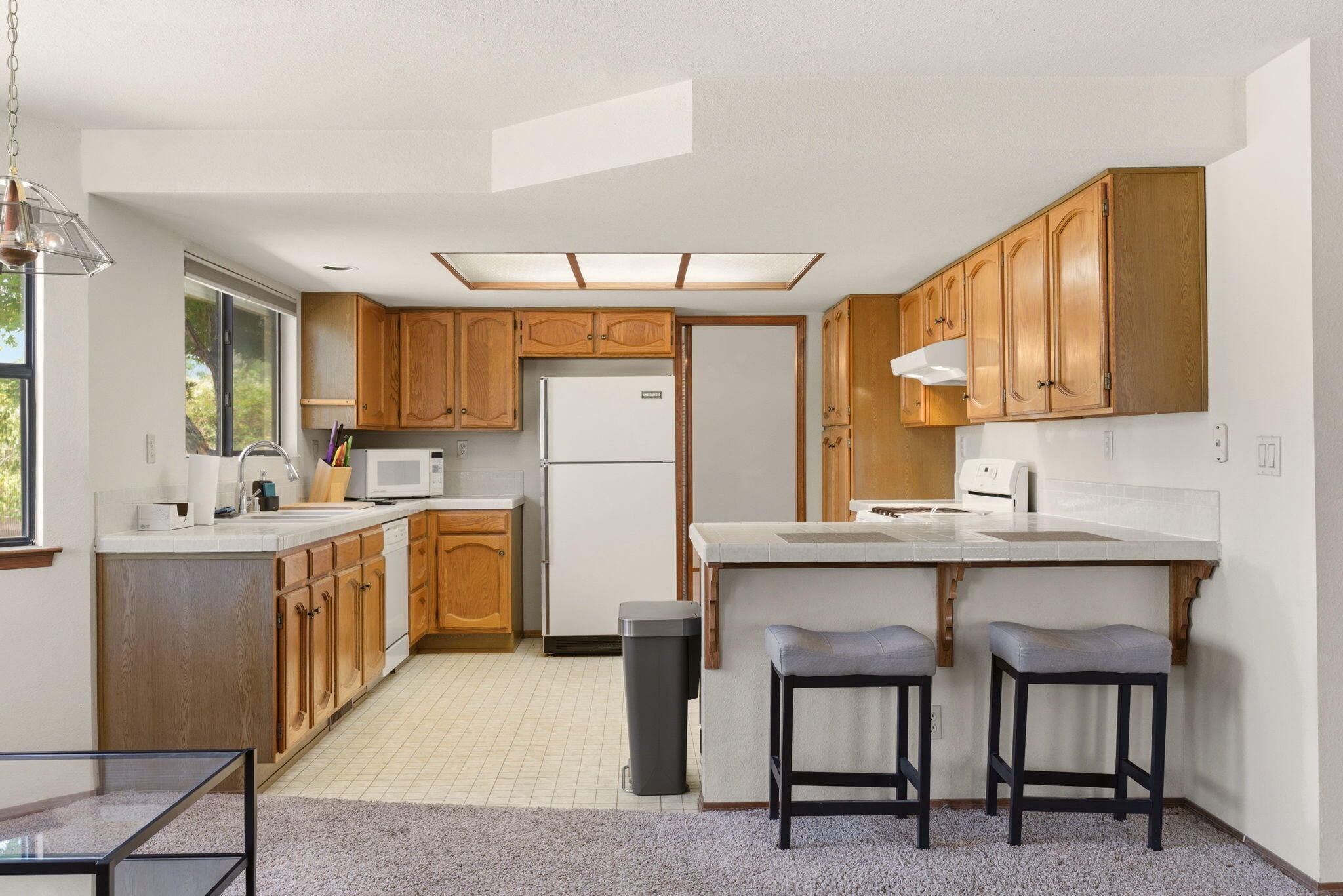 Photo 16 — 6009 Azuelo Avenue NW