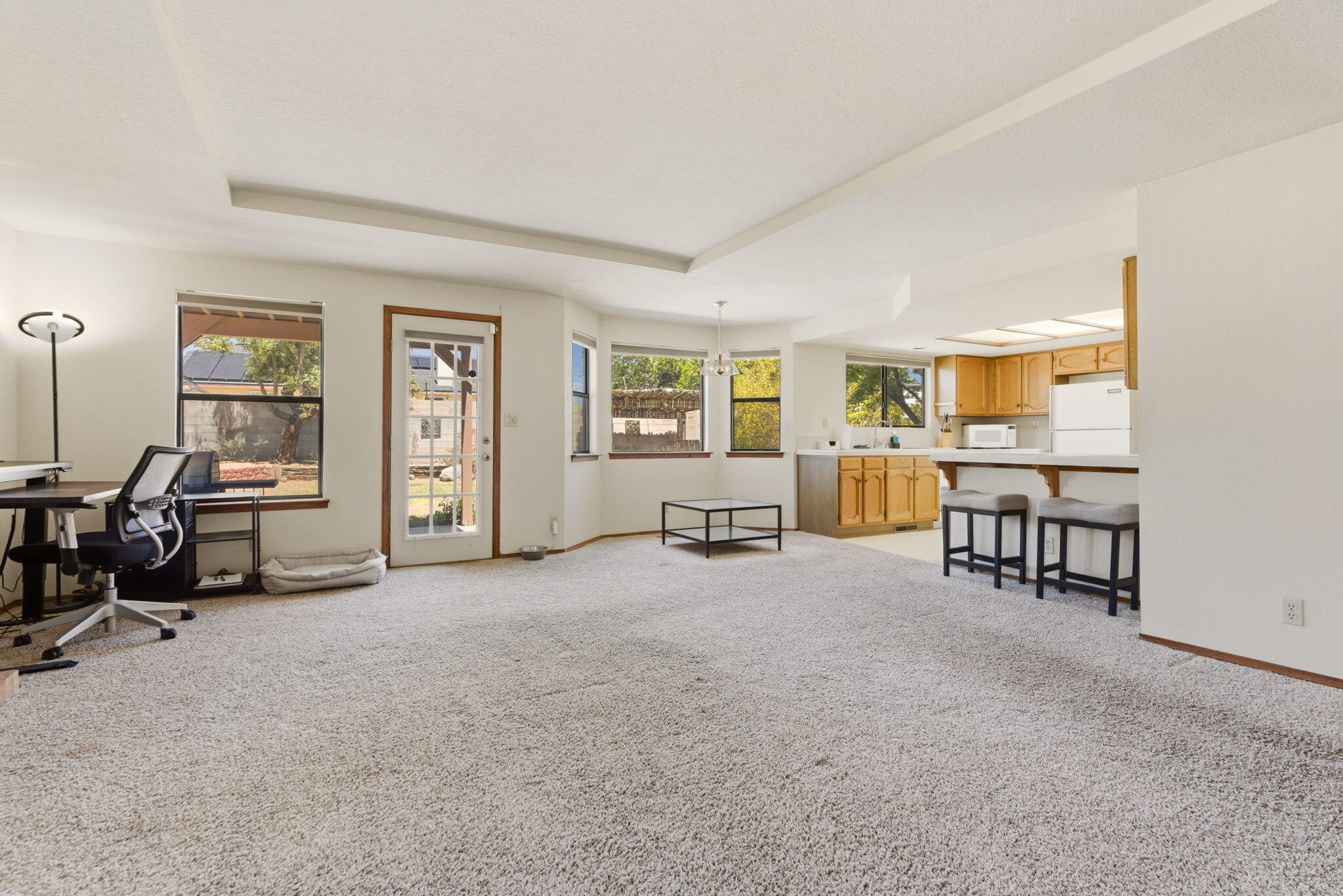 Photo 14 — 6009 Azuelo Avenue NW