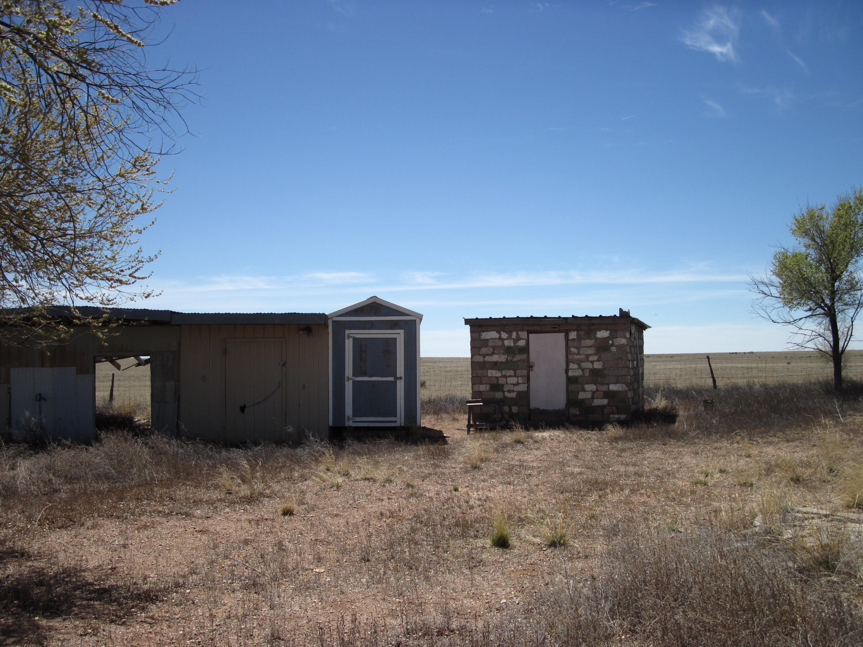Photo 4 — 19 E Placitas Road