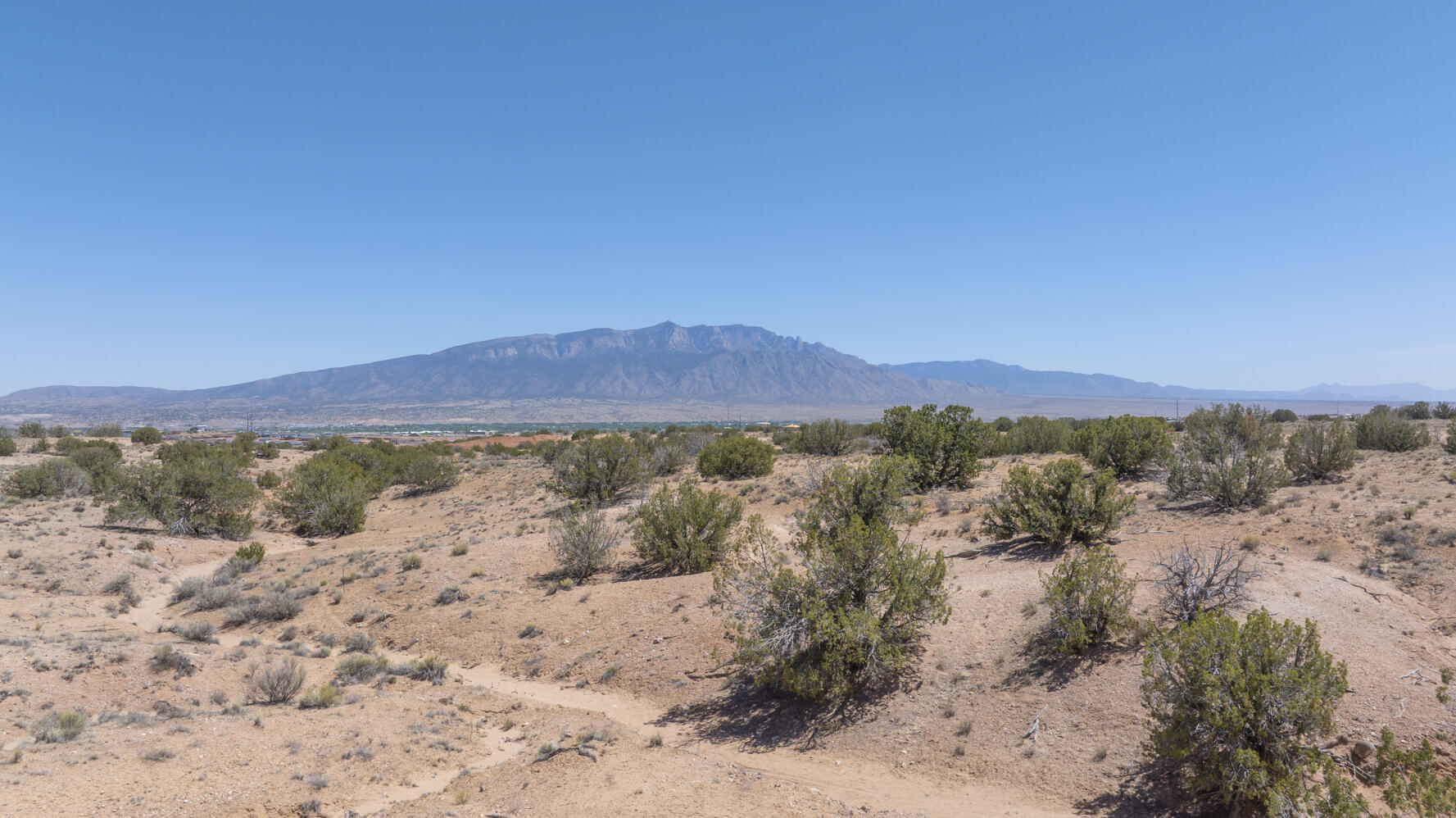 Photo 9 — 6211 Caldera Road NE