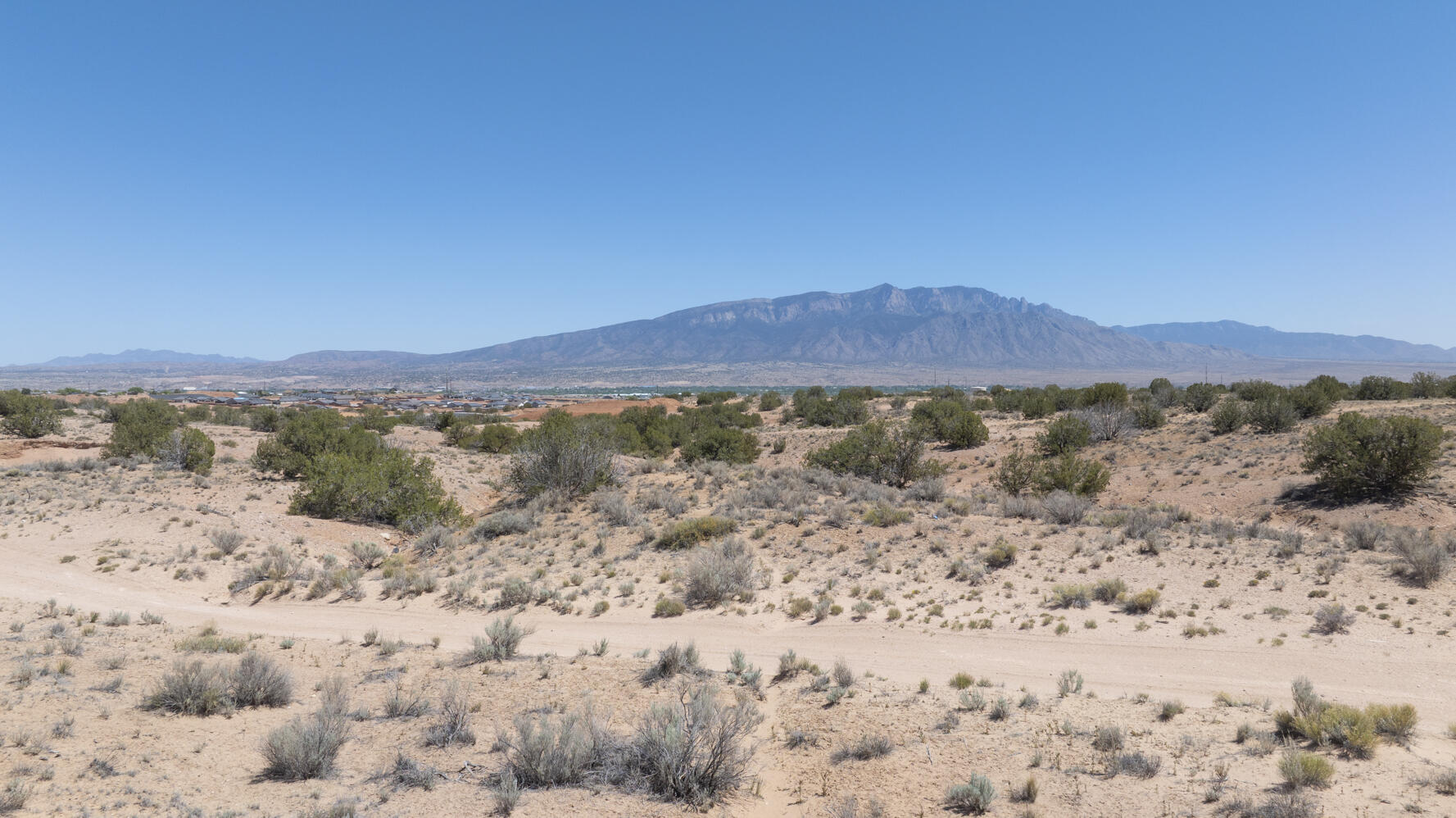 Photo 12 — 6211 Caldera Road NE