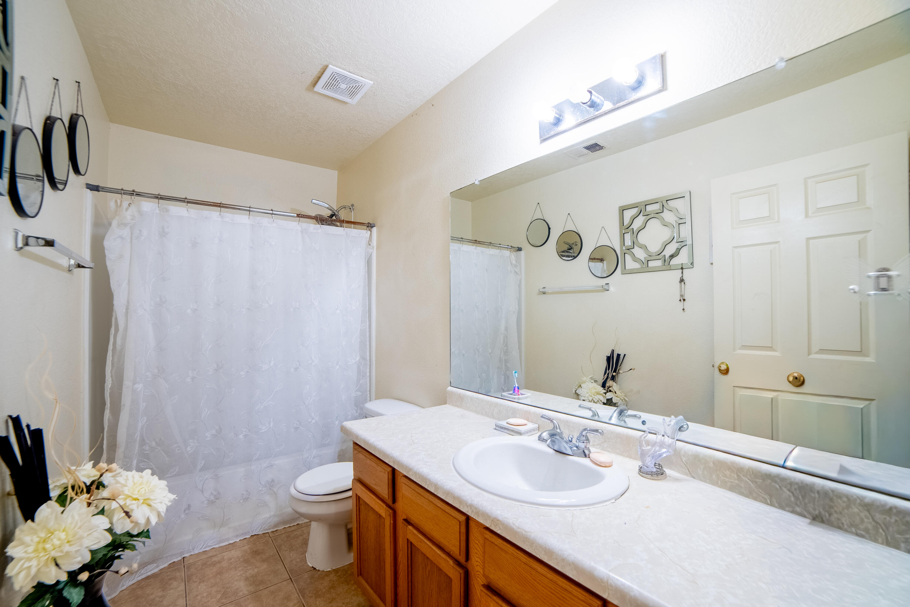 Photo 12 — 337 4th Avenue SW