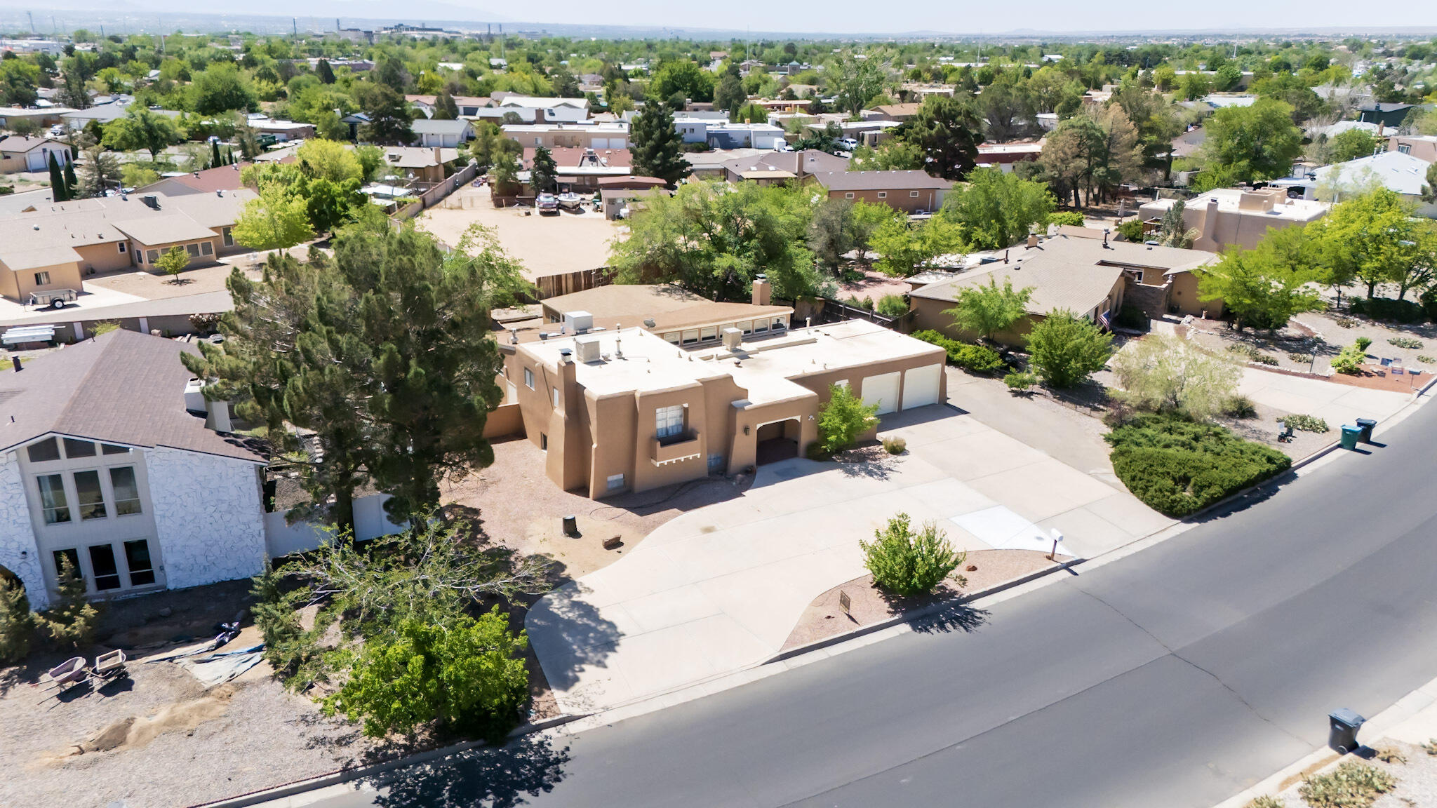 Photo 15 — 3606 Saint Andrews Drive SE
