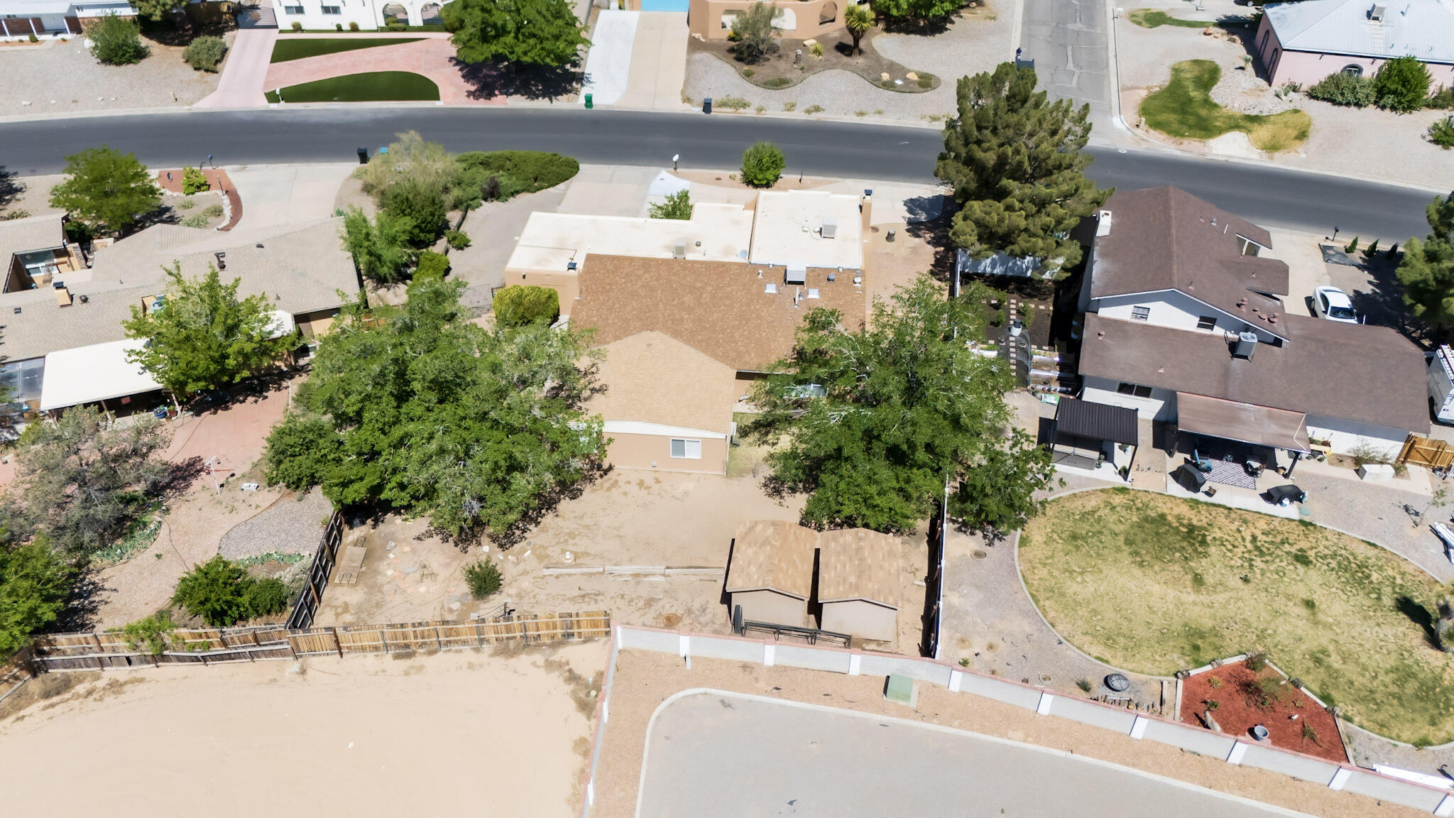 Photo 11 — 3606 Saint Andrews Drive SE