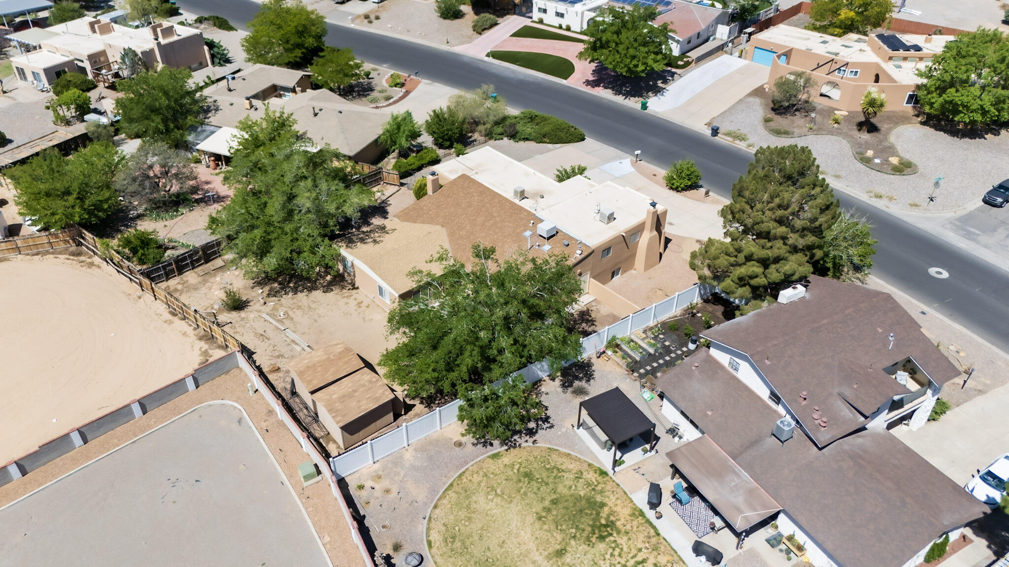 Photo 10 — 3606 Saint Andrews Drive SE