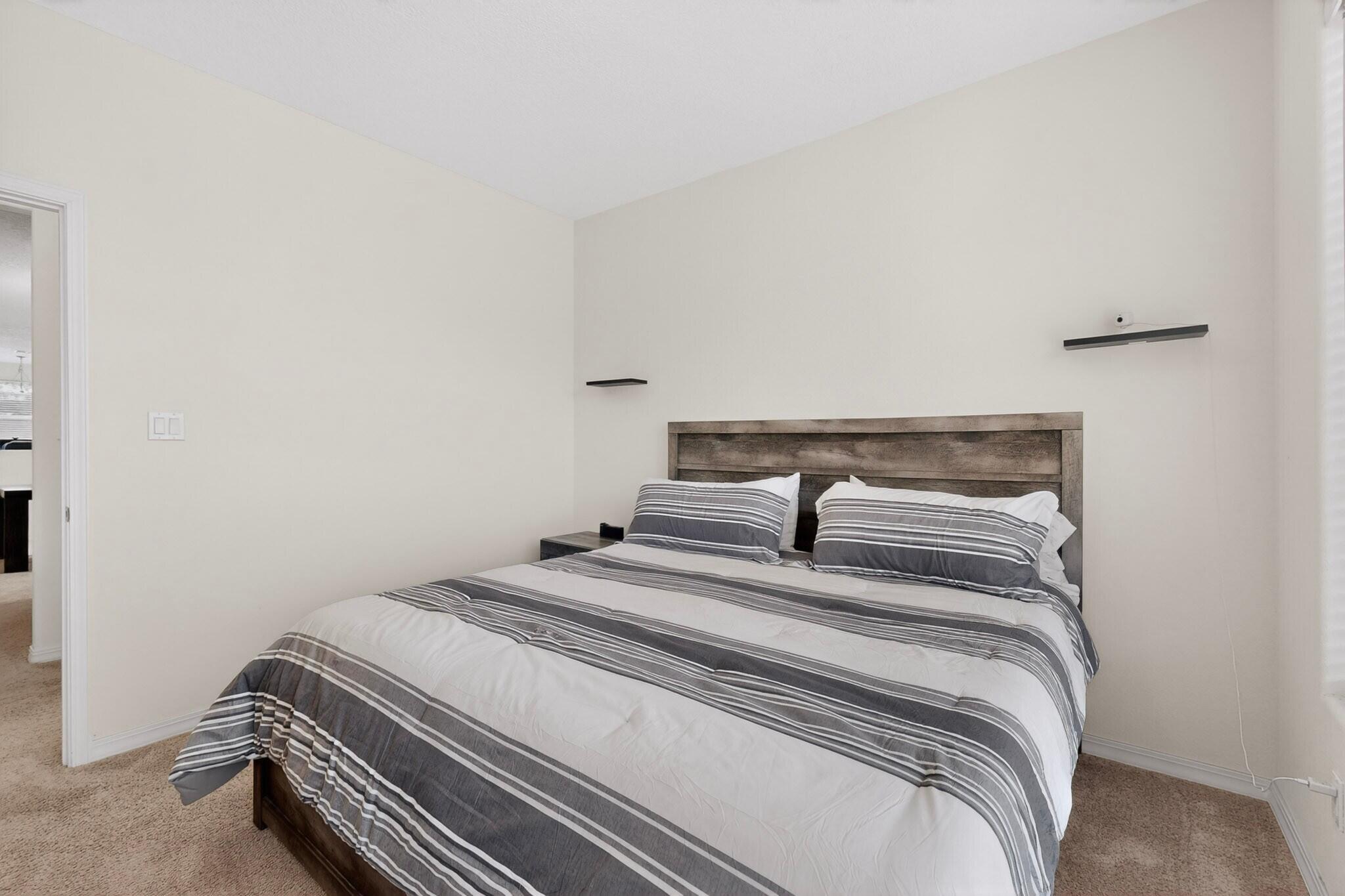 Photo 16 — 481 Rio Chama Circle SW
