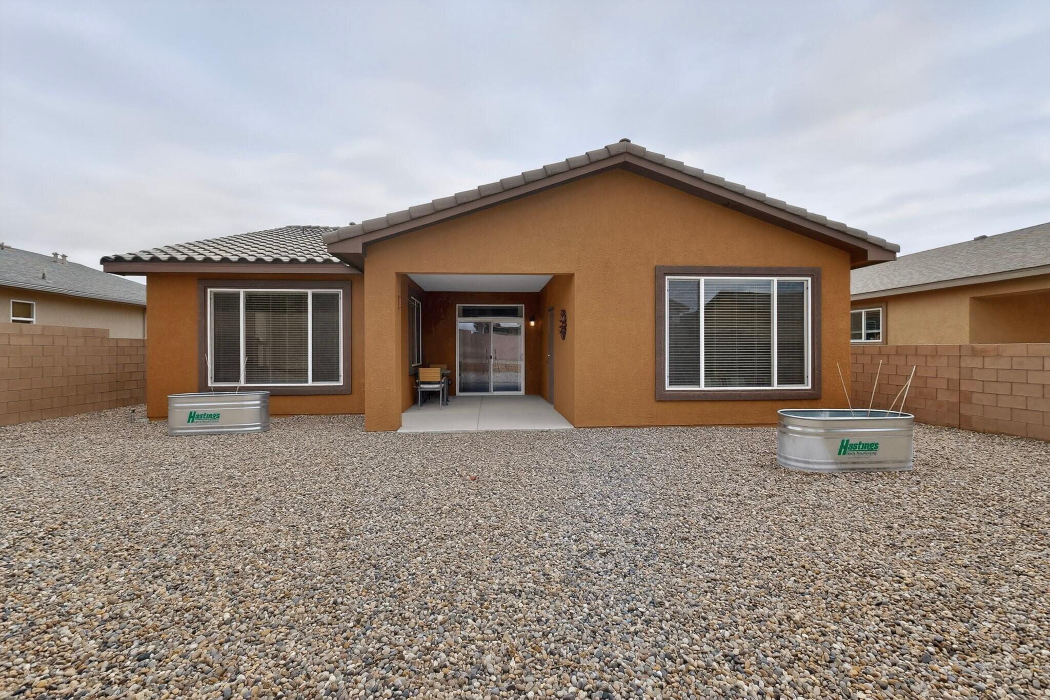Photo 8 — 481 Rio Chama Circle SW