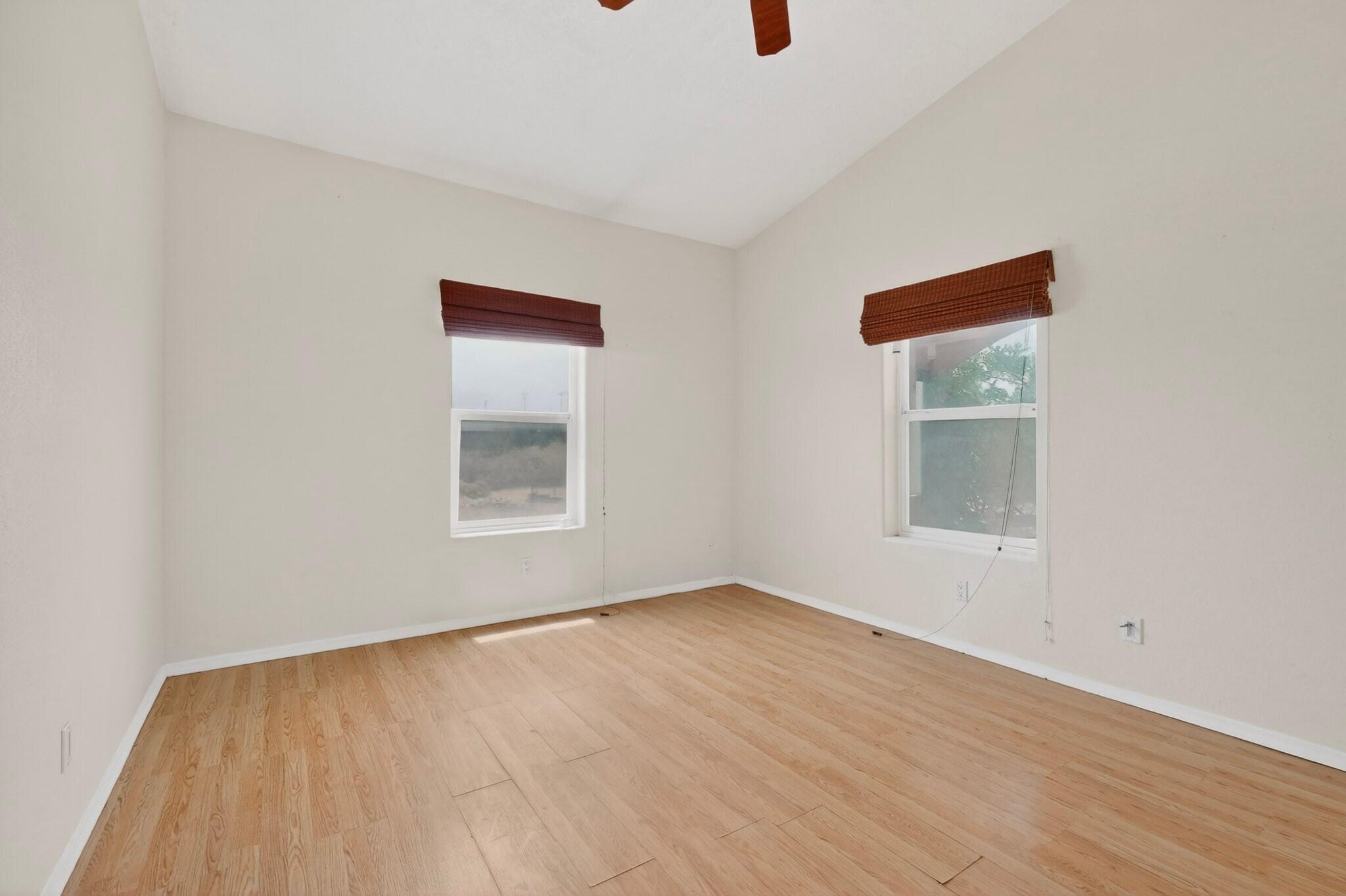 Photo 11 — 600 Rio Hondo Road NE